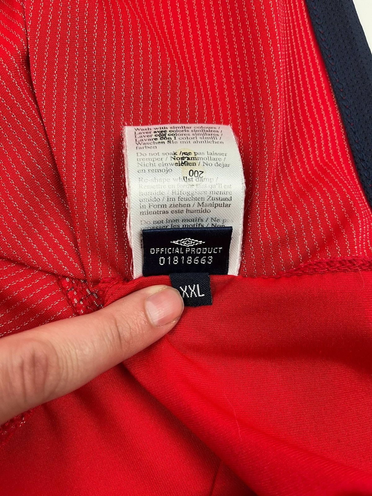 Umbro Vintage Umbro England 2004 2006 Away Football Jersey Red Size US XXL / EU 58 / 5 - 10 Thumbnail