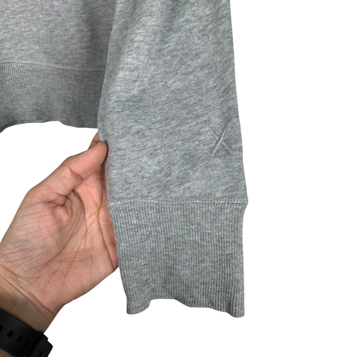 Uniqlo KAWS SESAME STREET Graphics Crewneck Sweatshirt #1978-C86 Size US S / EU 44-46 / 1 - 9 Thumbnail
