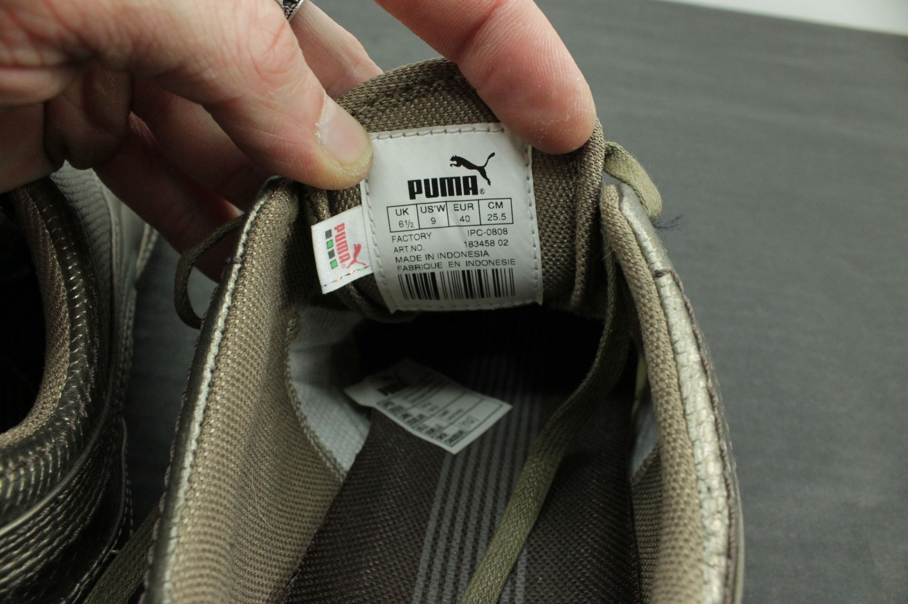 Puma RARE New Puma Usan Irra Scale Gold Leather Sneakers Women's Size US 9 / IT 39 - 8 Thumbnail