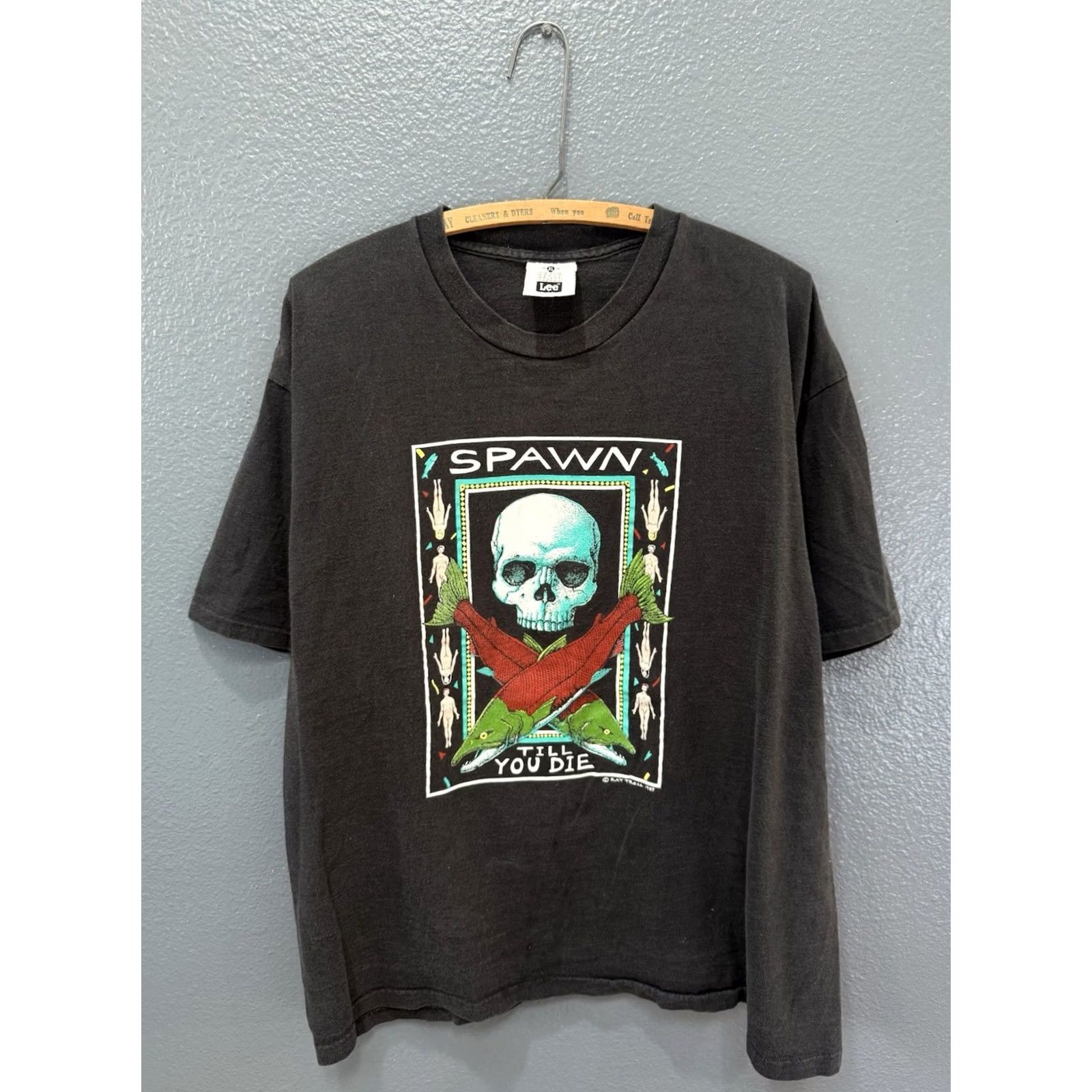 Lee VINTAGE Ray Troll Spawn Till You Die Salmon Art Black Tee Shirt XL Men’s T-Shirt XL Black Art Trolls 1987 Size US XL / EU 56 / 4 - 3 Thumbnail