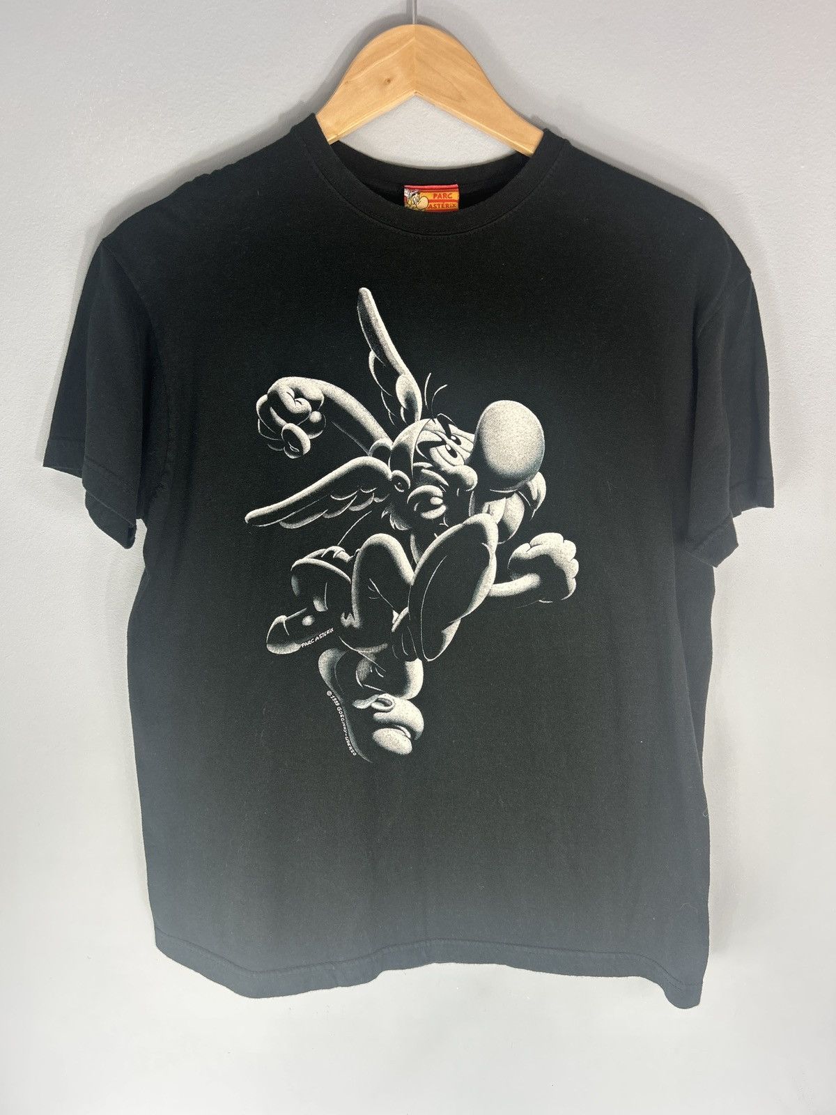 Vintage Vintage 1999 Parc Asterix Goscinny Uderzo Tee Size US M / EU 48-50 / 2 - 1 Thumbnail