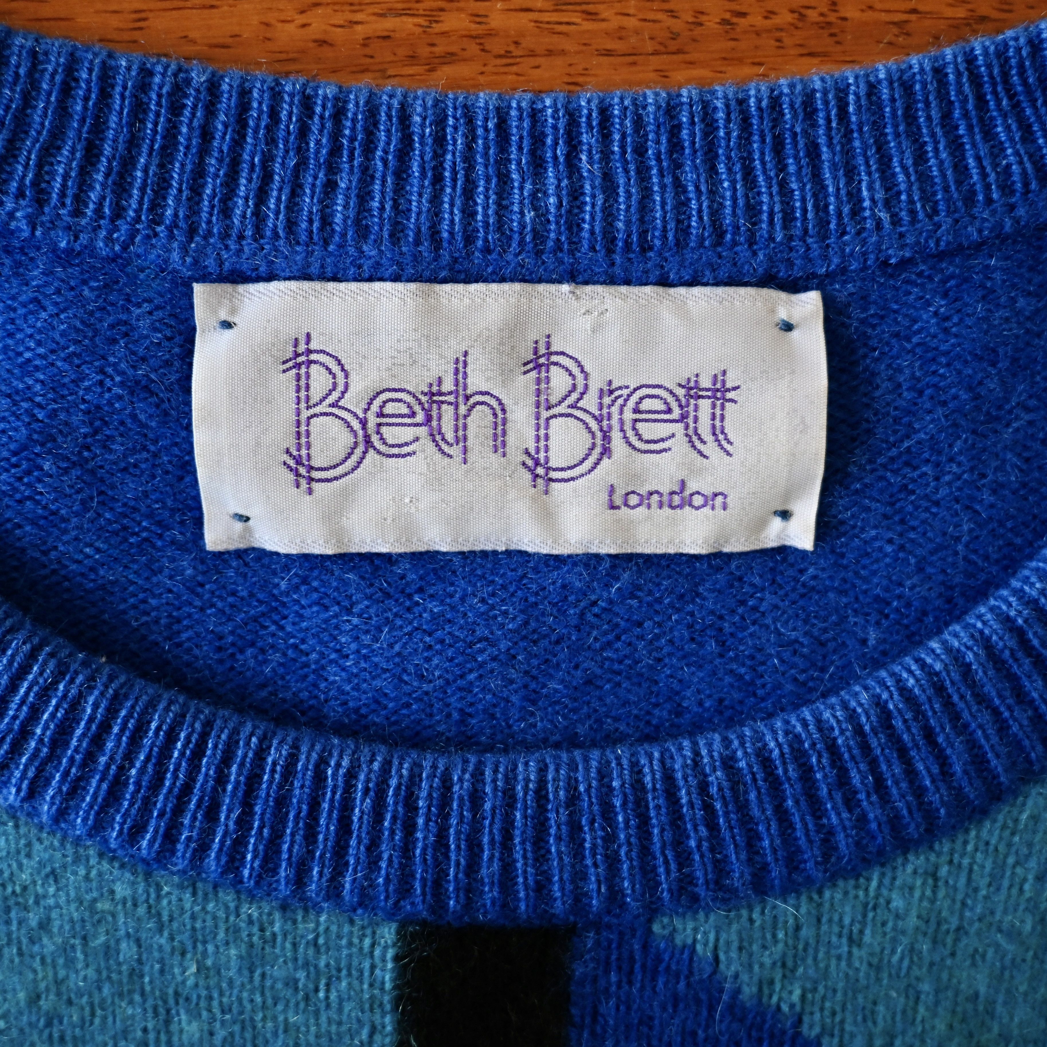 Vintage VTG 1980s Beth Brett pure cashmere sweater, made in Scotland Size US L / EU 52-54 / 3 - 9 Thumbnail