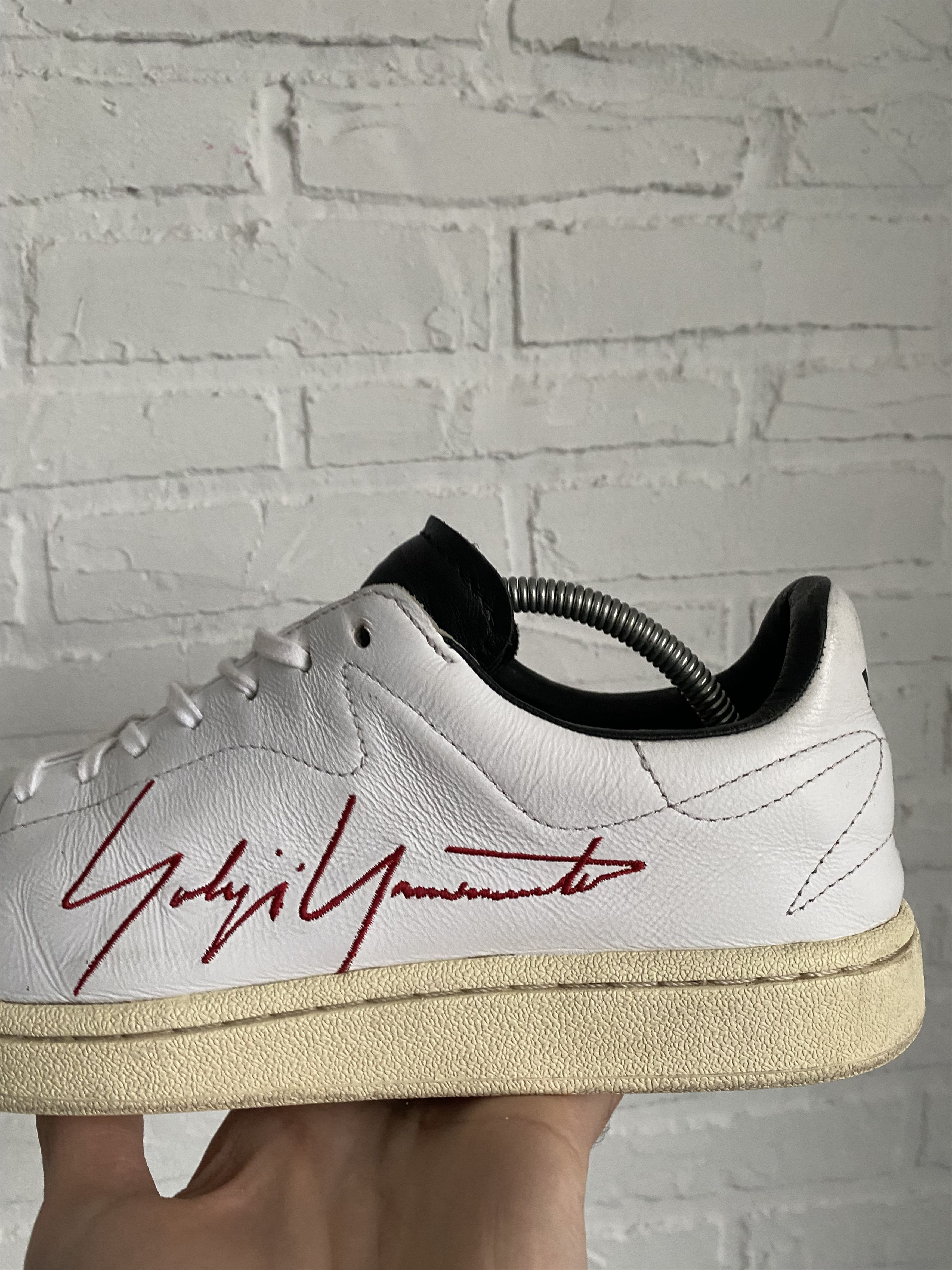 Y-3 × Yohji Yamamoto y-3 x Yohji Yamamoto court embroidered logo sneakers Size US 9 / EU 42 - 13 Thumbnail