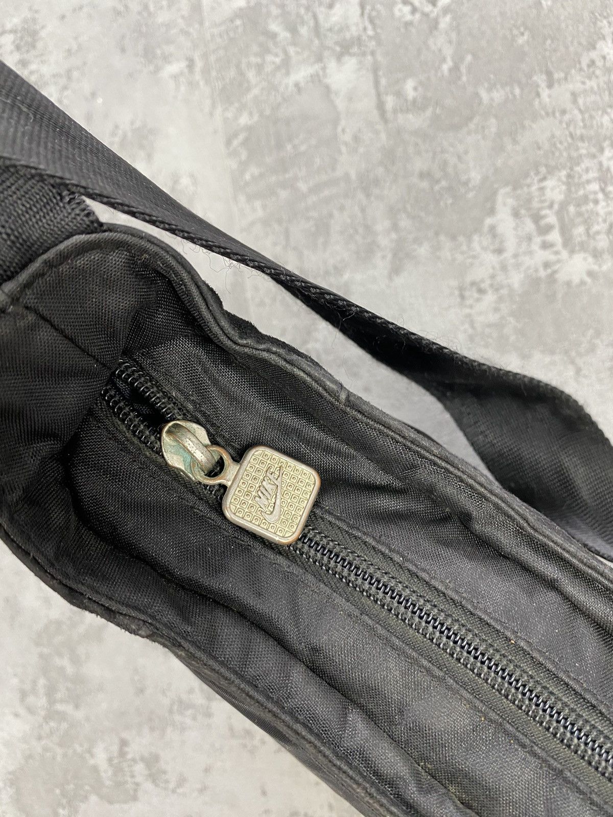 Nike × Vintage Nike vintage small shoulder bag suede Size ONE SIZE - 7 Thumbnail