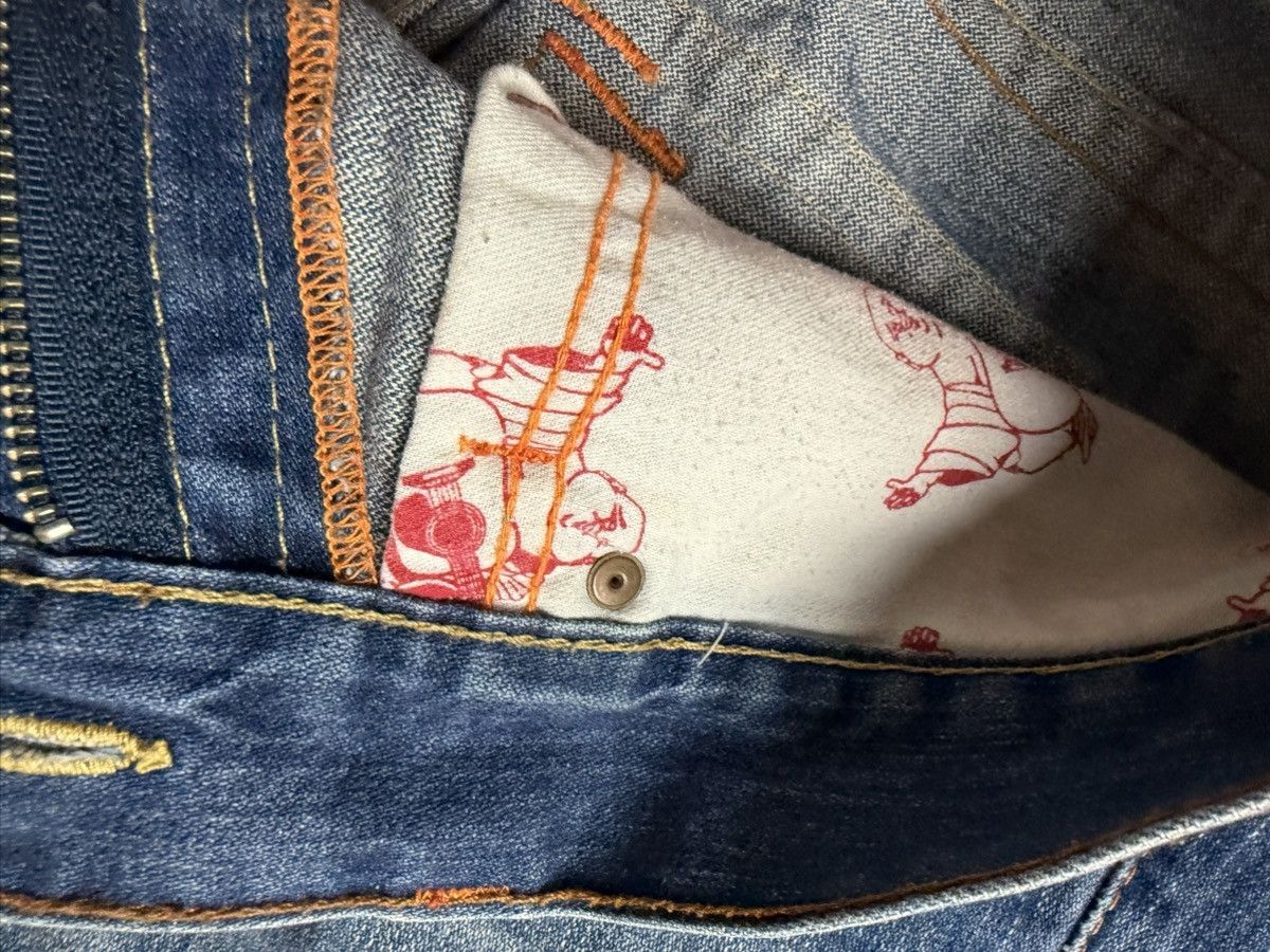 True Religion True Religion Joey Super T Flared Distressed Jean Size 33 Size US 33 - 7 Thumbnail