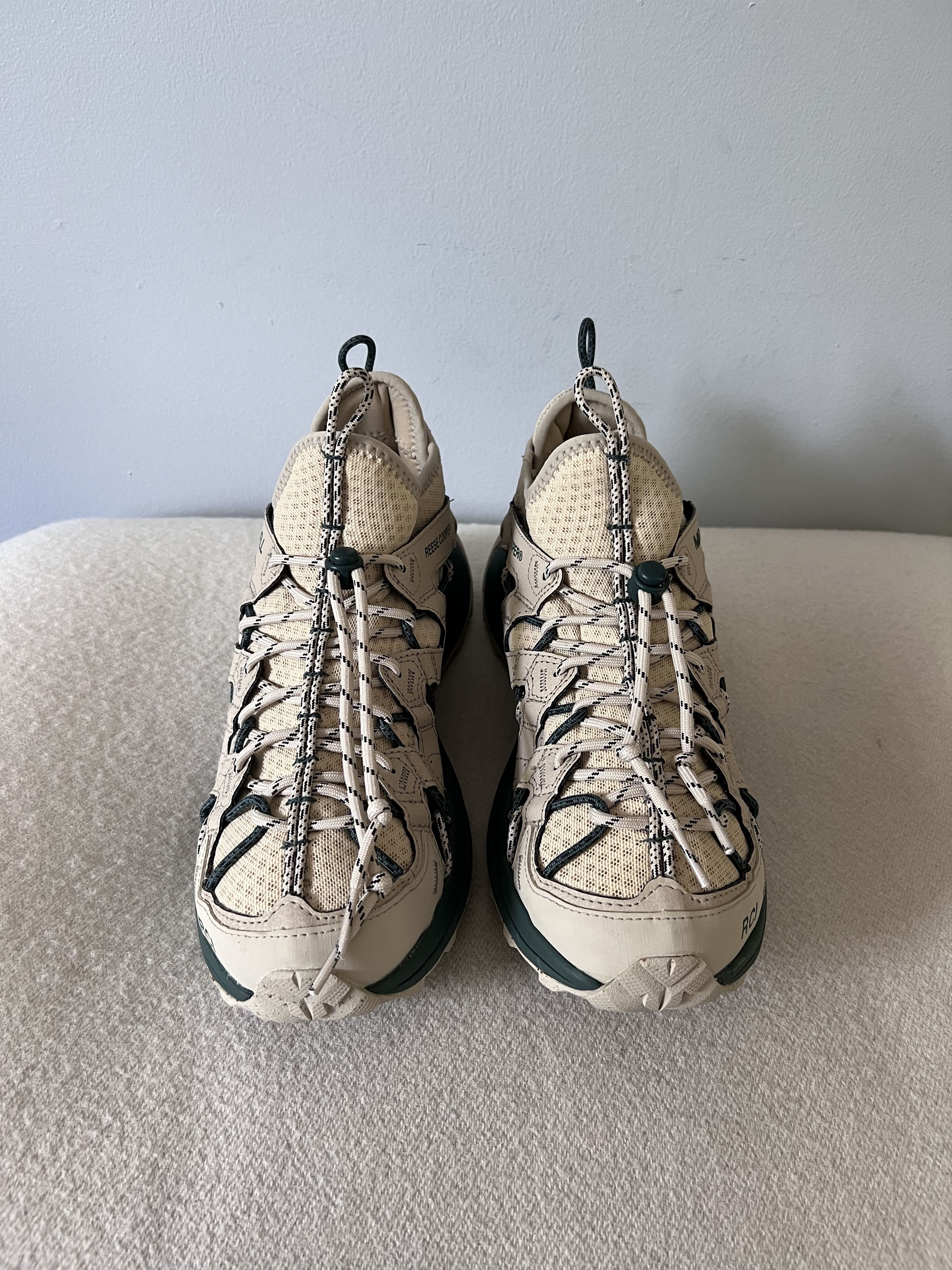 Merrell Reese Cooper Merrell Moab FLight SVE in Oyster White Size US 9 / EU 42 - 4 Thumbnail
