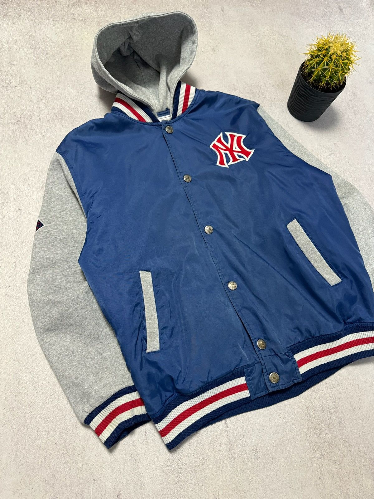 Majestic × New York Yankees Vintage New York Yankees Bomber Jacket Baggy Majestic 90s Size US M / EU 48-50 / 2 - 3 Thumbnail