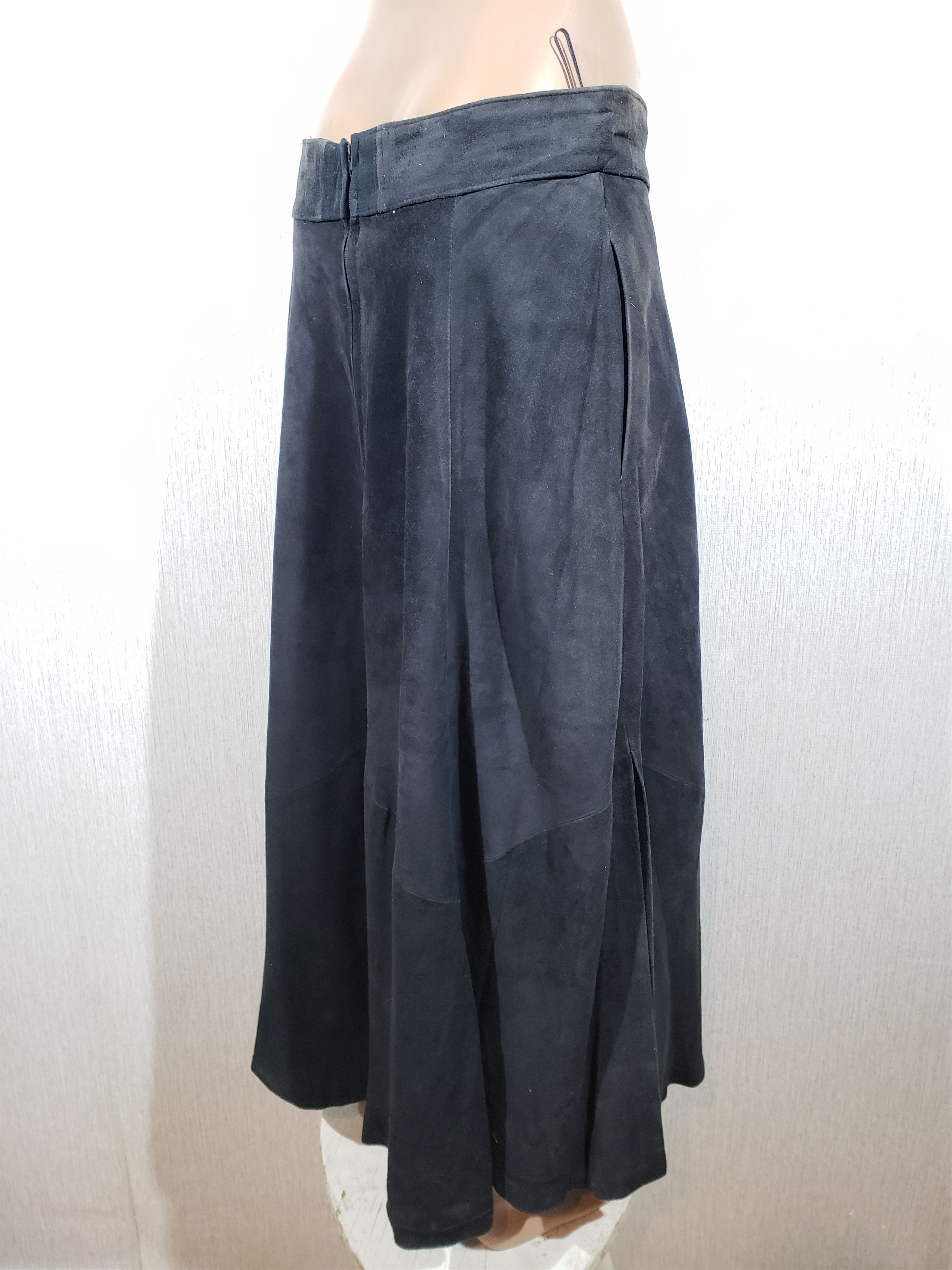Genuine Leather Flared blue leather skirt. Blue suede skirt. Size 33" - 5 Thumbnail