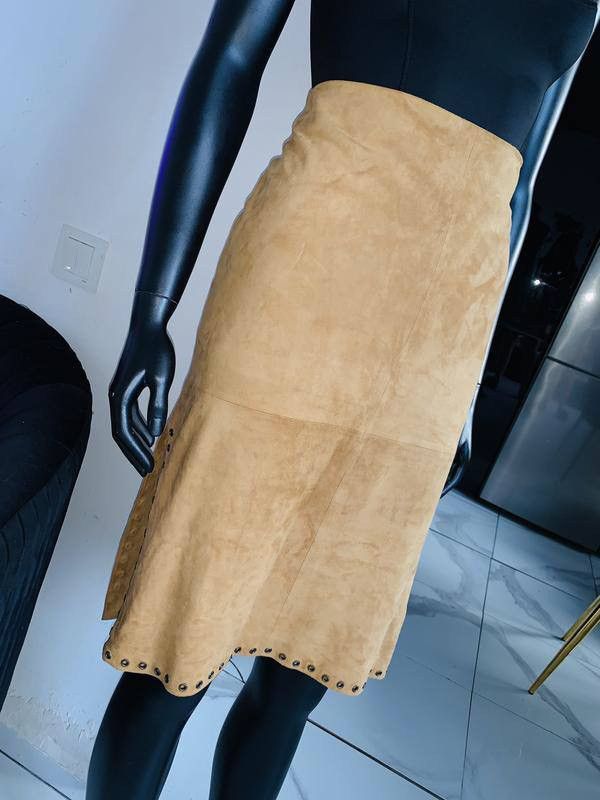 Other karma suede mini skirt — soft luxury italian design Size 32" / US 10 / IT 46 - 9 Thumbnail