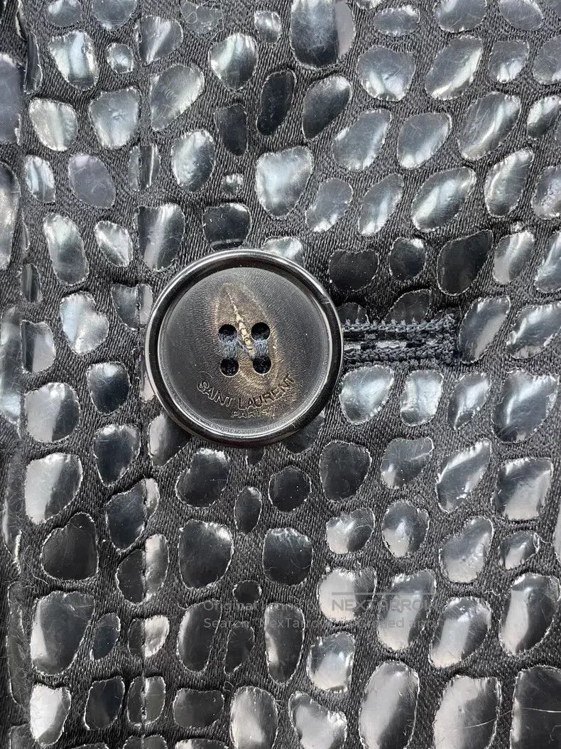Saint Laurent Paris Saint Laurent Paris Black crocodile pattern leather coat Size XS / US 0-2 / IT 36-38 - 4 Thumbnail