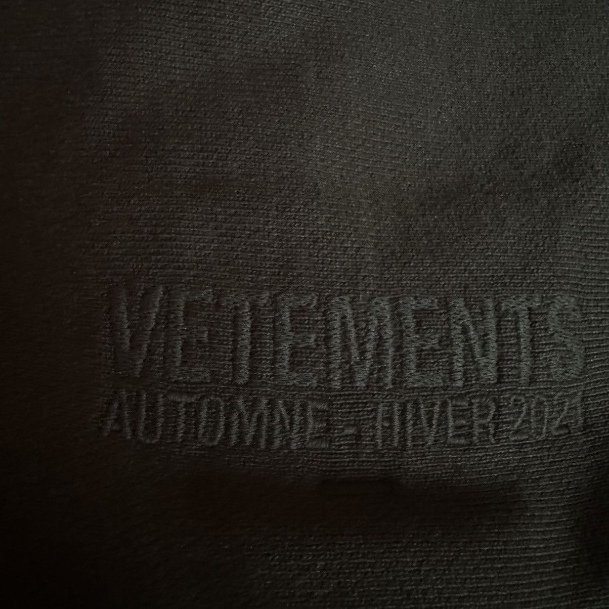 Vetements Vetements Metal Patched Hoodie AW20 Size US XS / EU 42 / 0 - 3 Thumbnail