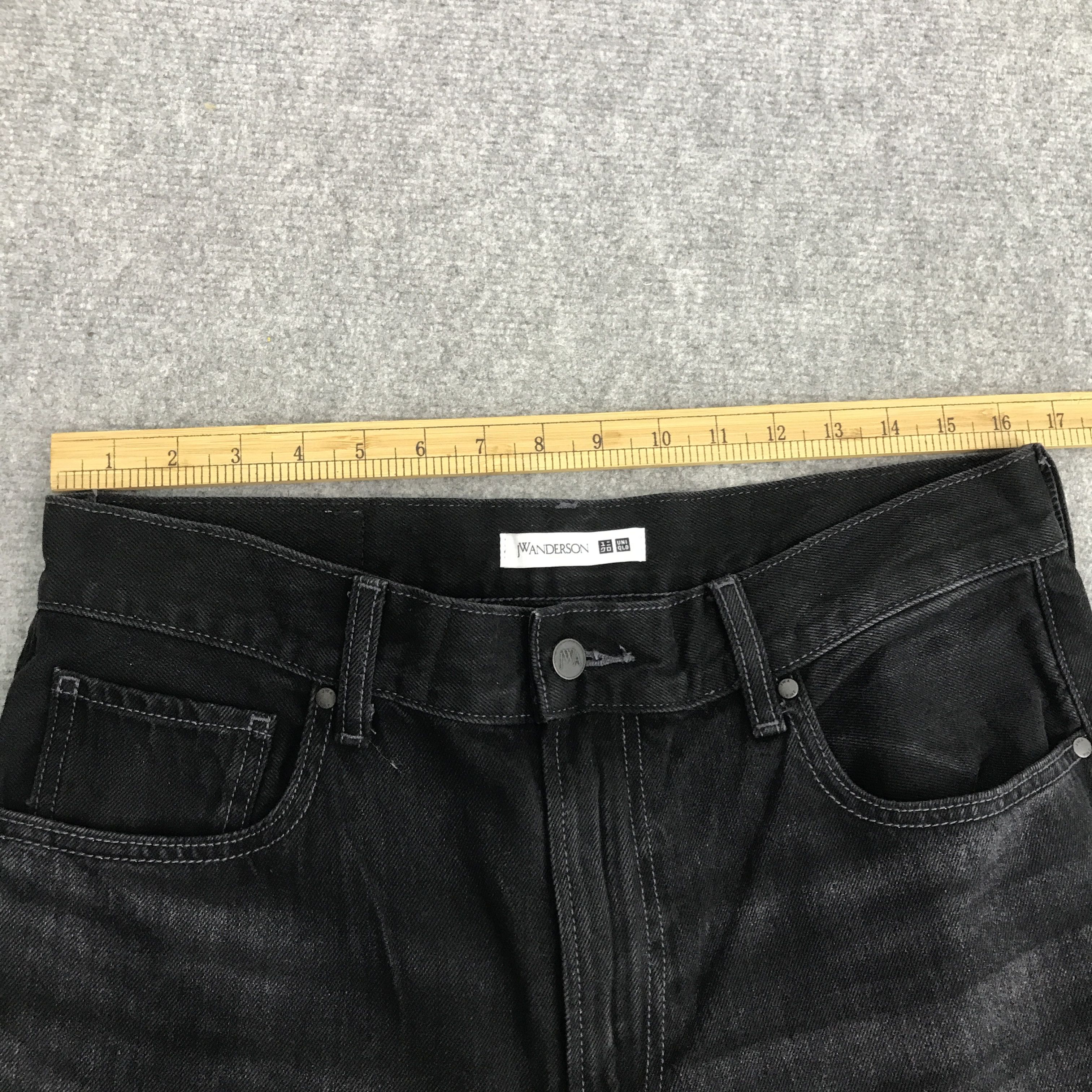 JW Anderson × Japanese Brand × Uniqlo Rare J.W Anderson x Japan uniqlo baggy denim pants Size US 33 - 7 Thumbnail