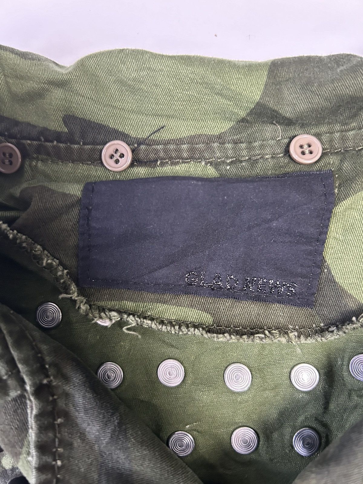 Japanese Brand GLAD NEWS STUDDED CAMOUFLAGE JACKET Size ONE SIZE - 6 Thumbnail