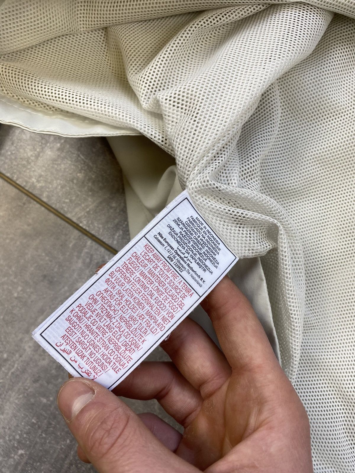 Nike × Vintage Mens Vintage Nike Air Track Light Zip Up Jacket Opium Y2K Size US M / EU 48-50 / 2 - 6 Thumbnail
