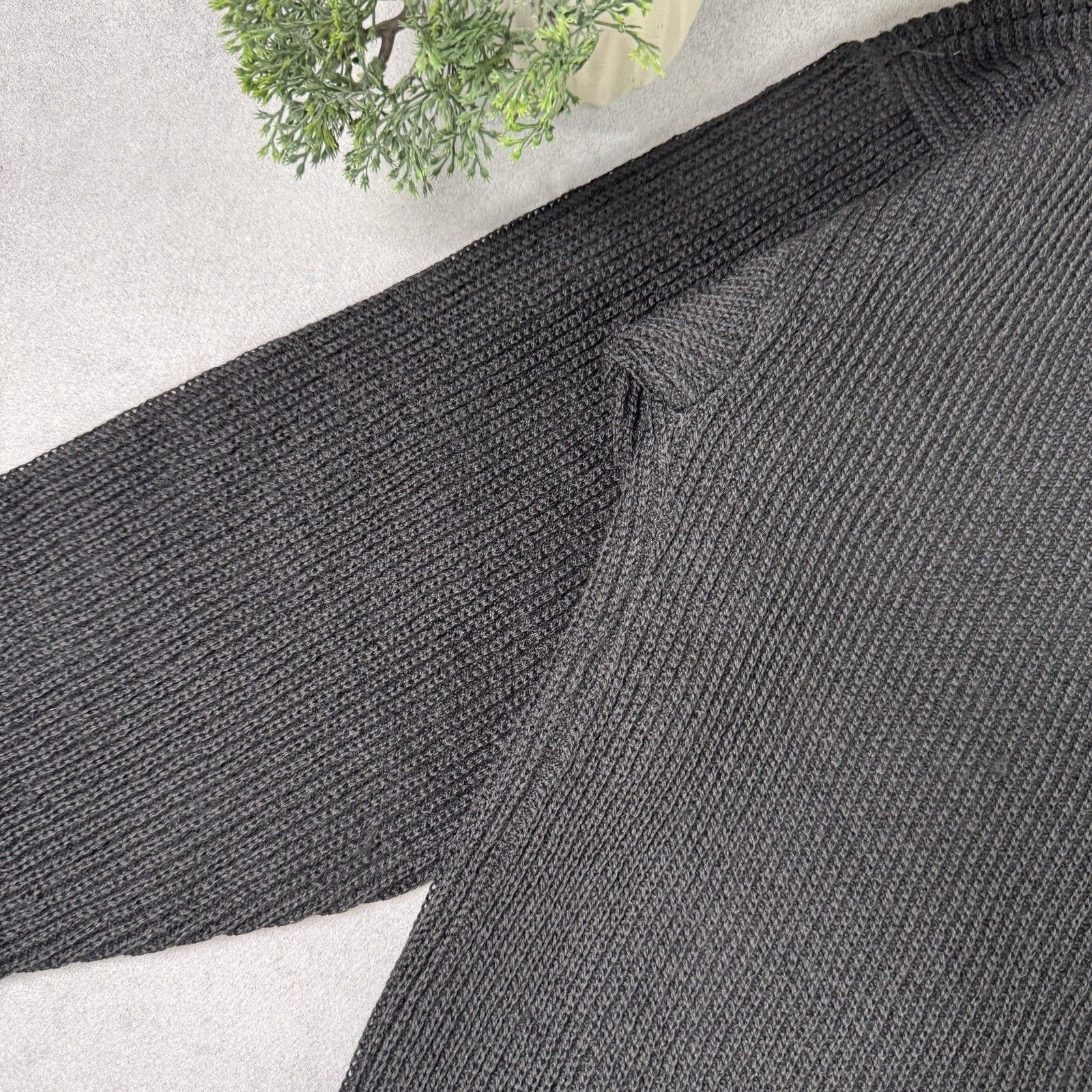 Lacoste Vintage Lacoste Chemise Wool Cardigan Size 4 Black Size US M / EU 48-50 / 2 - 22 Thumbnail