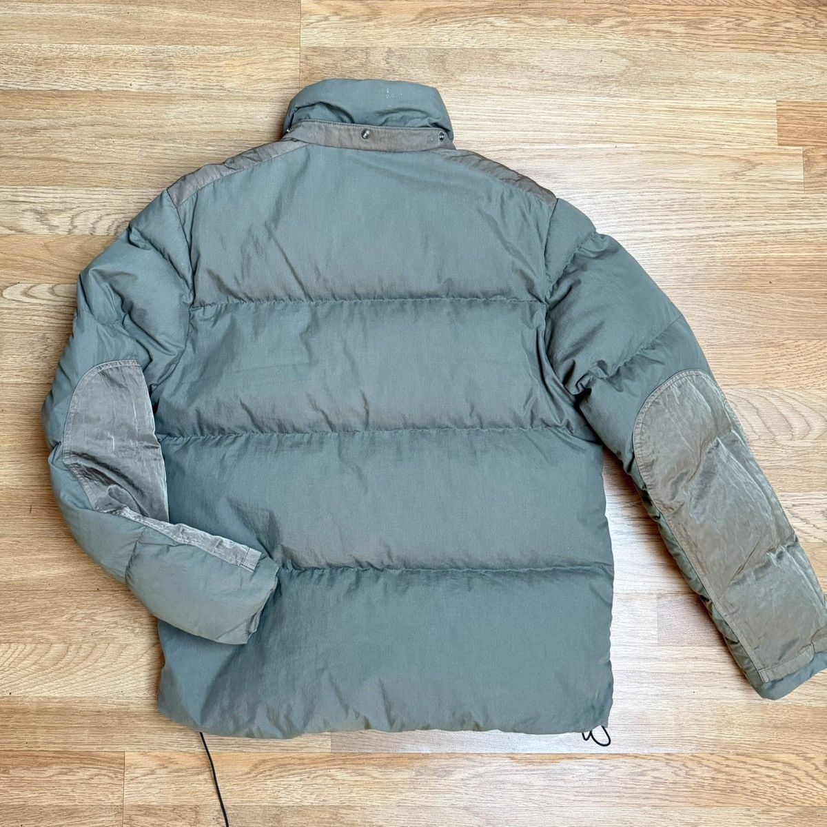 C.P. Company C.P. Company puffer Size US M / EU 48-50 / 2 - 4 Thumbnail