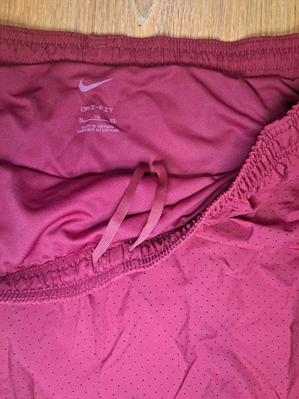 Nike NEW Nike Dri Fit Shorts Mens XL Red Drawstring Ahtletic Size US 36 / EU 52 - 8 Thumbnail