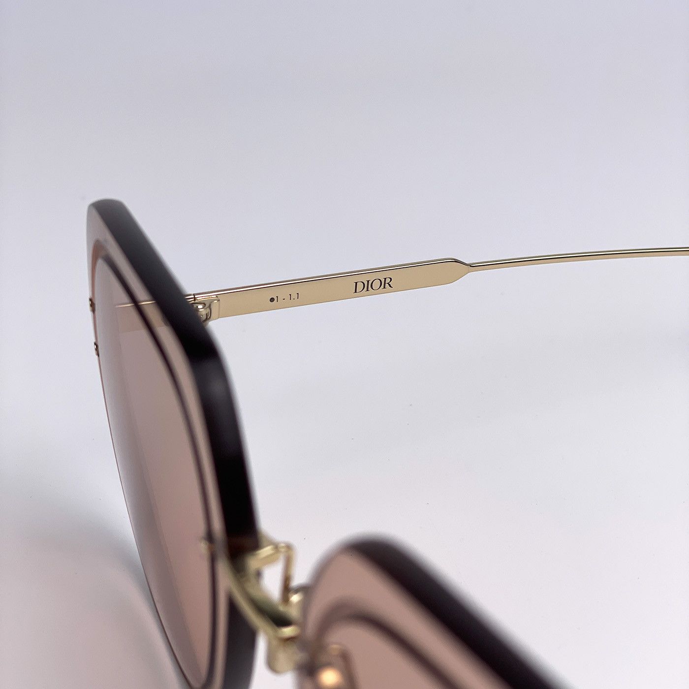 Dior NEW Dior ULTRADIOR SU B0E0 Women Square Oversized Sunglasses Size ONE SIZE - 7 Thumbnail