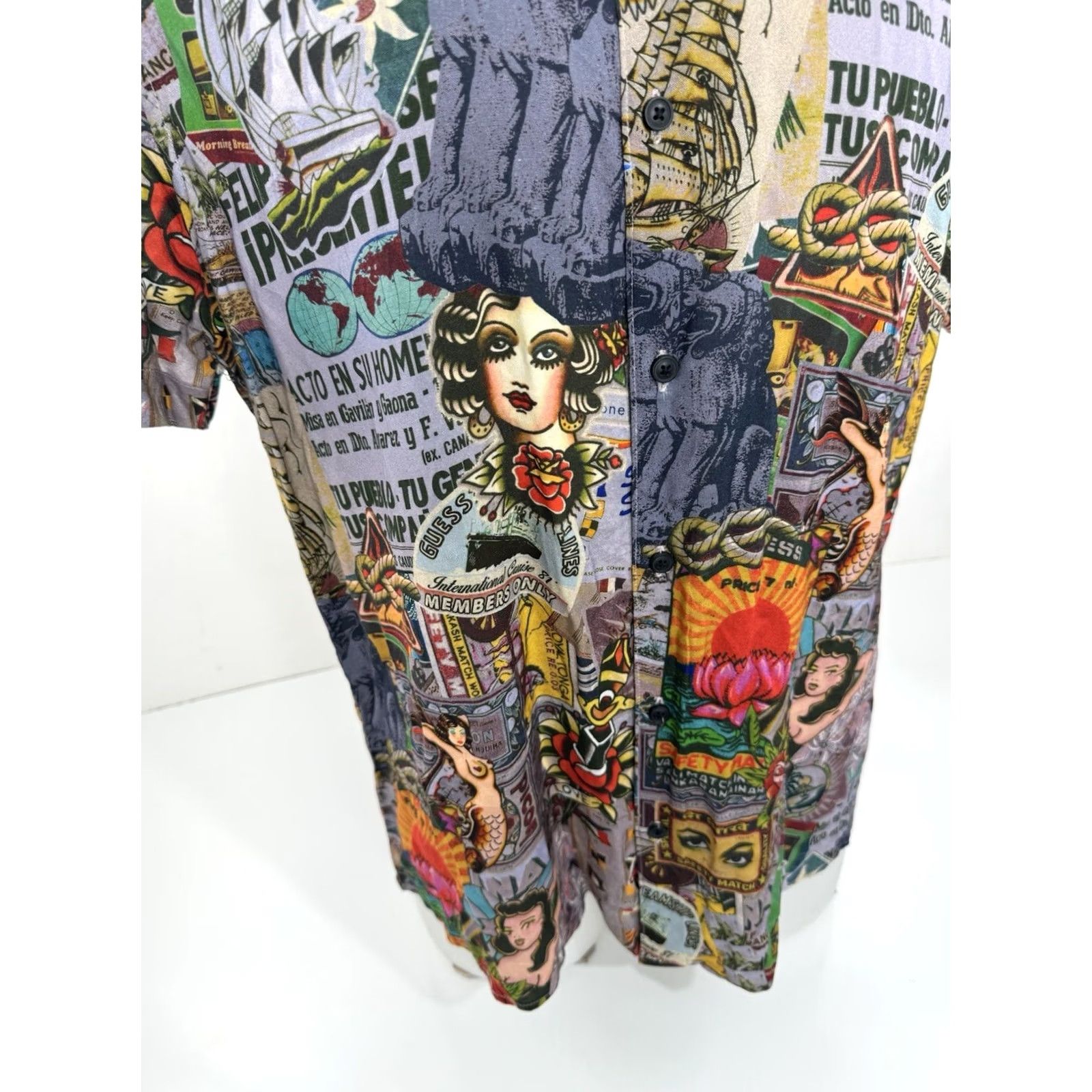 Guess GUESS Hawaiian Shirt Men's Short Sleeve Button-Up Mermaid Tattoo Nautical Travel L Multicolor Ship 90s Theme Girls Mens Boys Size US L / EU 52-54 / 3 - 4 Thumbnail