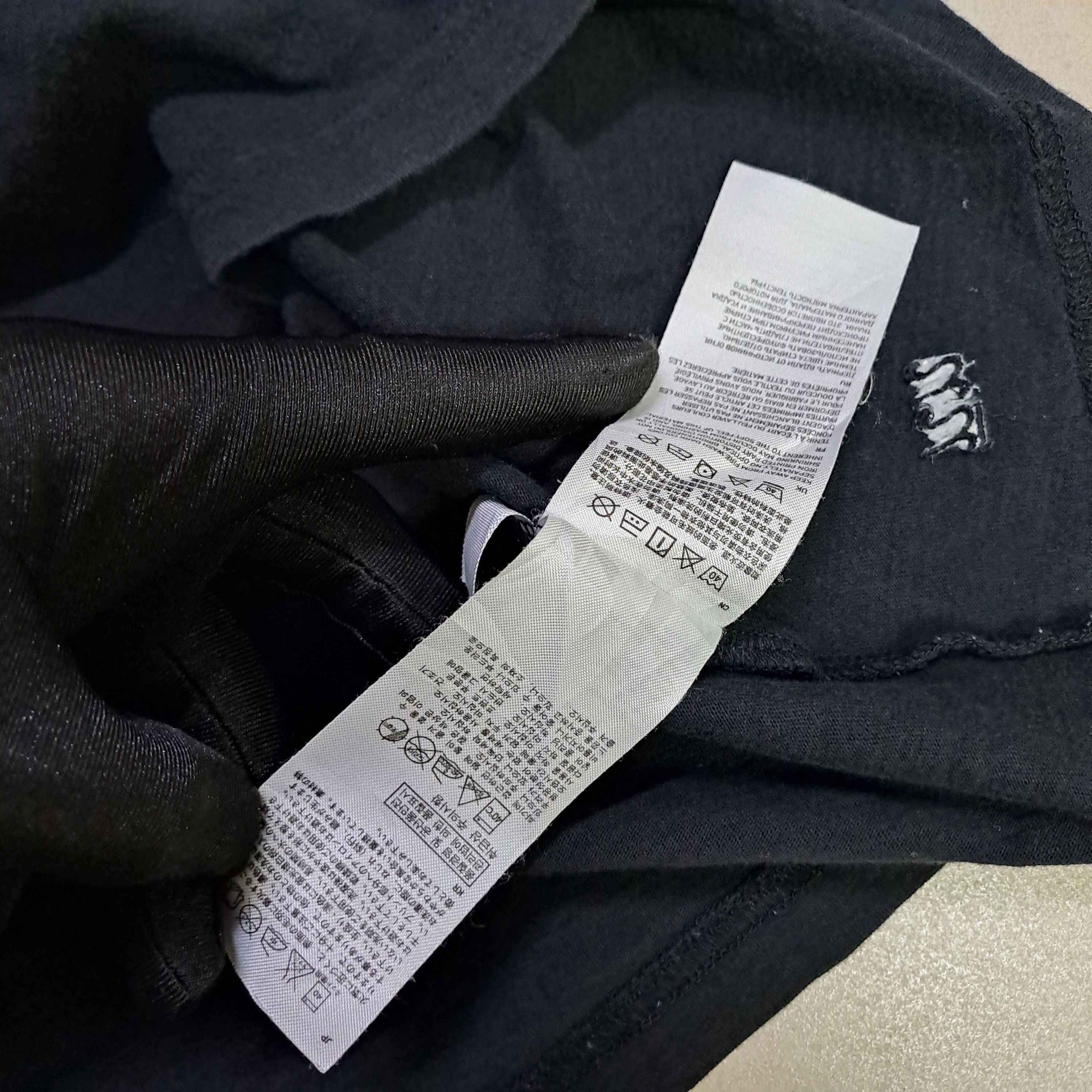 Undercover × Uniqlo Uniqlo X Undercover Hijoe! T Shirt Size US S / EU 44-46 / 1 - 6 Thumbnail