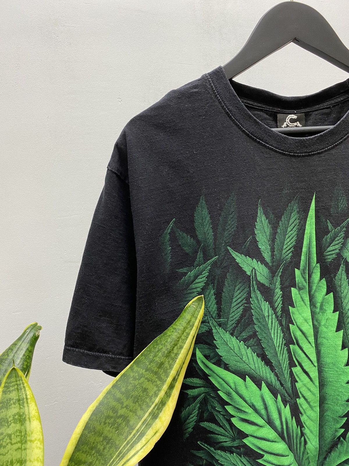 Band Tees × Vintage Caballo Vintage Rare Cannabis Weed Graphic T- Shirt Size XL Size US XL / EU 56 / 4 - 5 Thumbnail