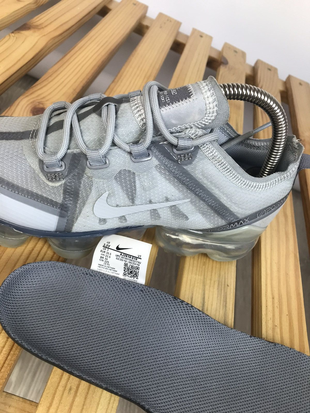 Nike Nike Air Vapormax 2019 Pale Grey Size US 4 / IT 34 - 7 Thumbnail