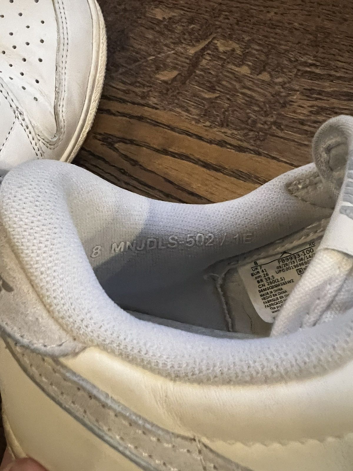 Jordan Brand × Nike Air Jordan 1 Low Size US 8 / EU 41 - 6 Thumbnail