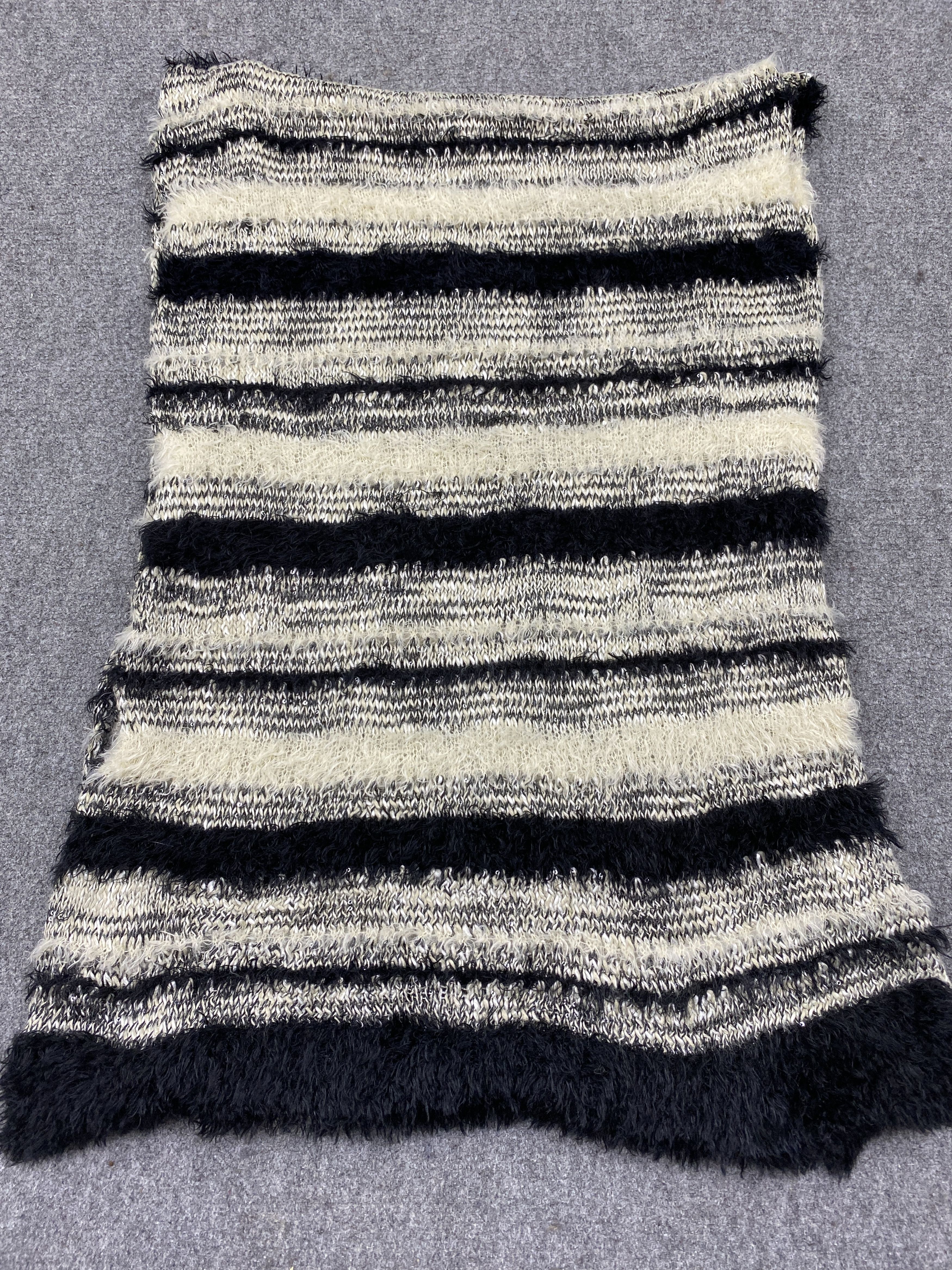 5351 POUR LES HOMMES 5351 Pour Les Hommes Knitted Scarf / Muffler SC0249 Size ONE SIZE - 5 Thumbnail