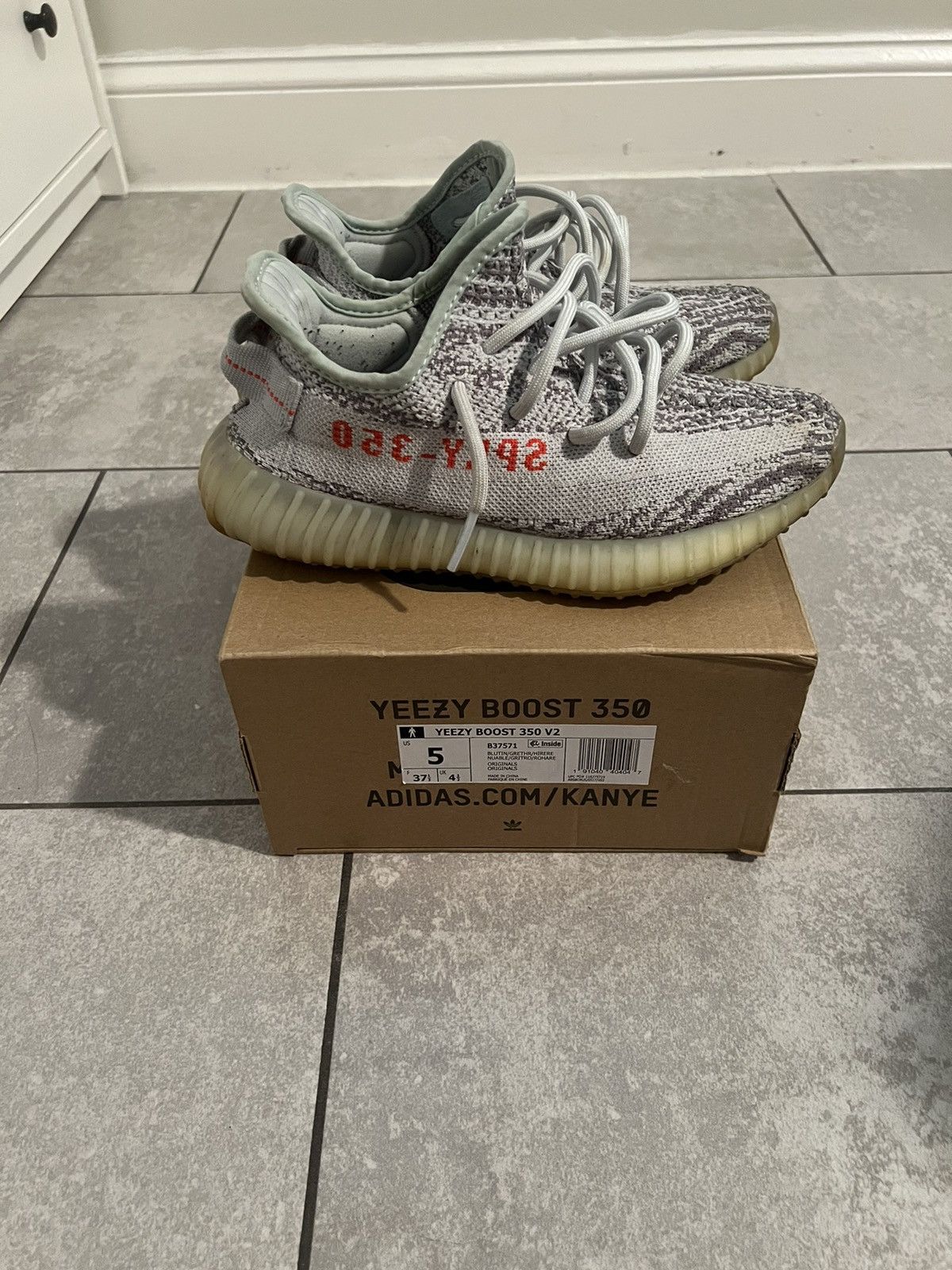 Adidas Adidas Yeezy Boost 350 V2 ‘Blue Tint’ (2017) Size 5 Size US 5 / EU 37 - 5 Thumbnail