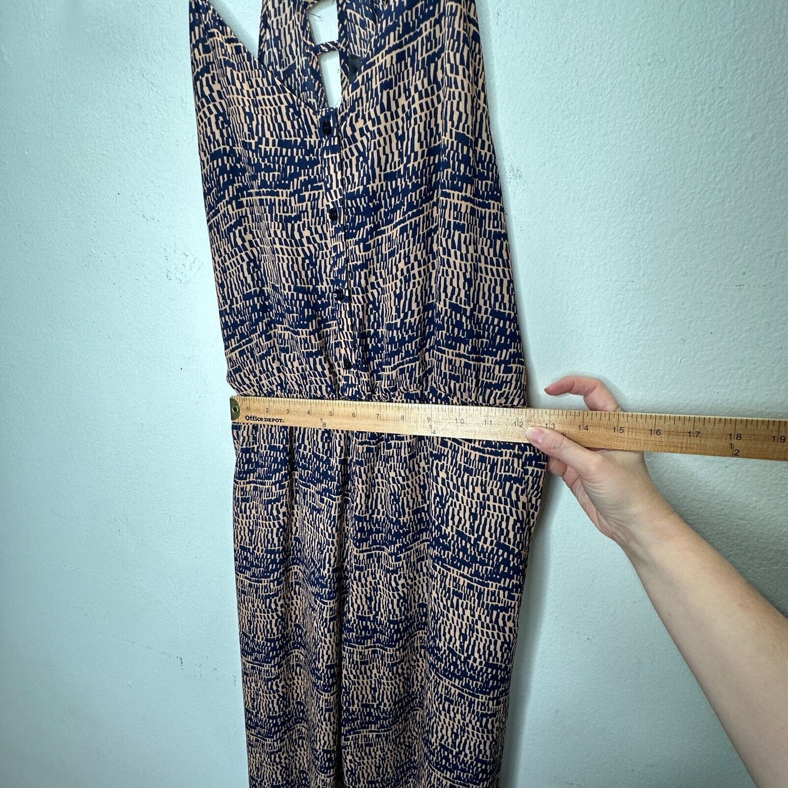 Other Fora Tan & Navy Button Strappy Wide Leg Jumpsuit Small Size 27" / US 4 / IT 40 - 13 Thumbnail