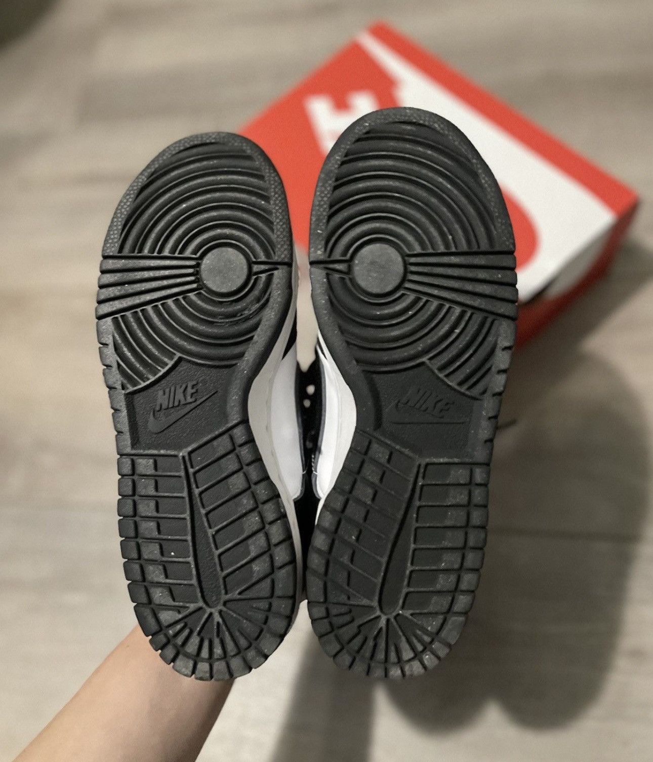 Nike Nike Dunk Pandas Size US 7 / EU 40 - 6 Thumbnail