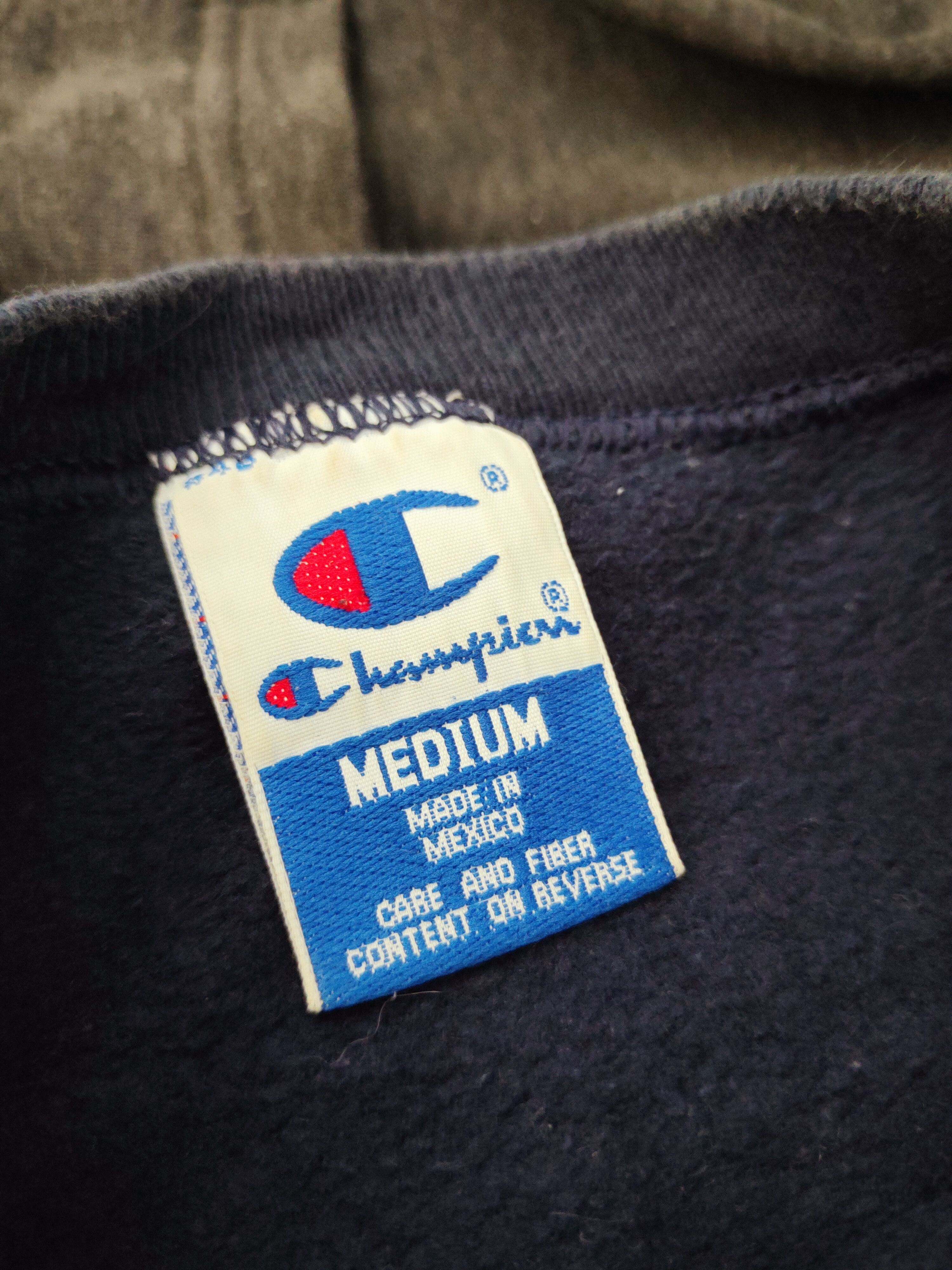 Champion × Vintage Vintage Champion Faded Navy Blue Sweatshirts Size US M / EU 48-50 / 2 - 12 Thumbnail