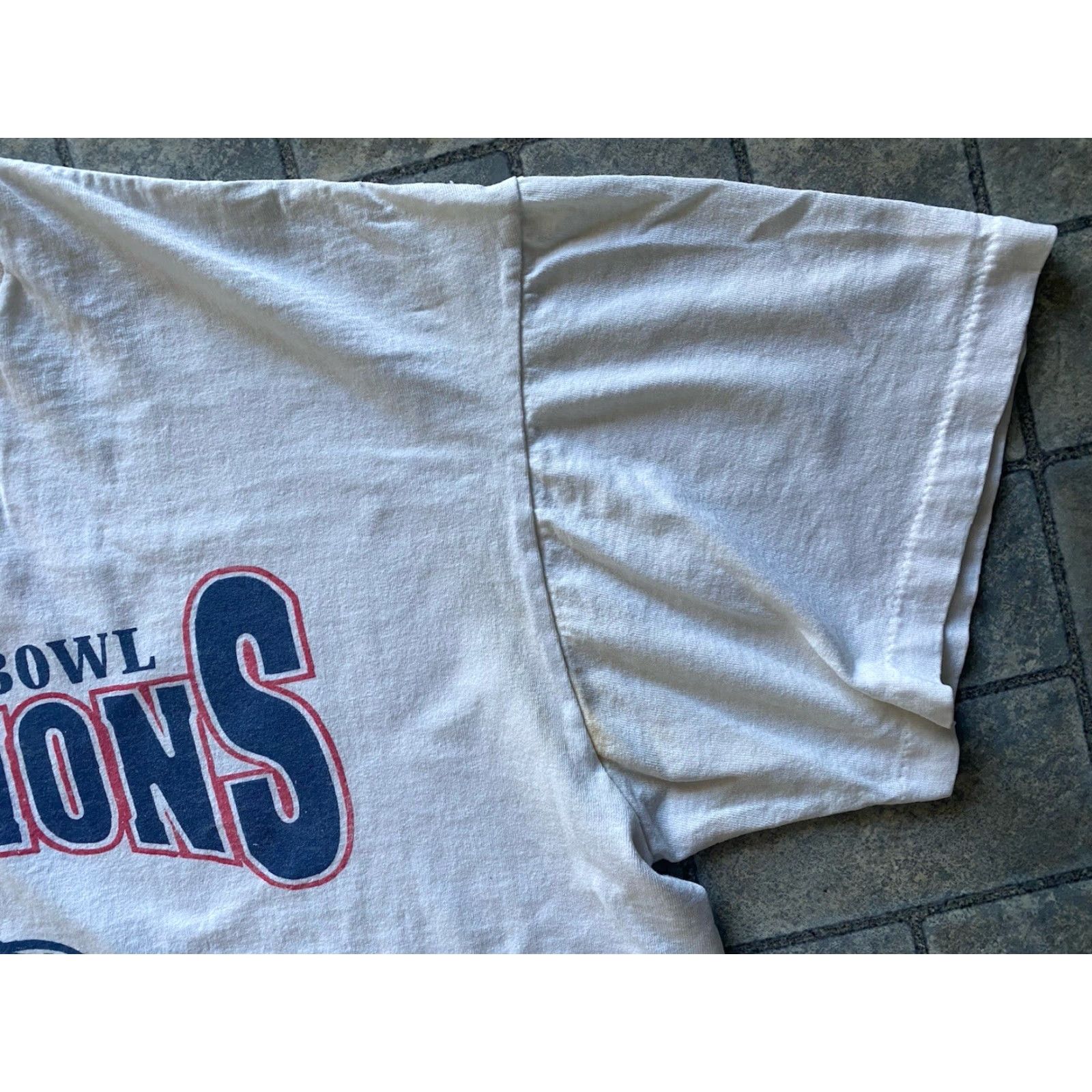 Vintage VINTAGE Oneita Shirt Men XL White Denver Broncos Harley Davidson Mens XL White Oneita Shirt Vintage Weared Size US XL / EU 56 / 4 - 6 Thumbnail