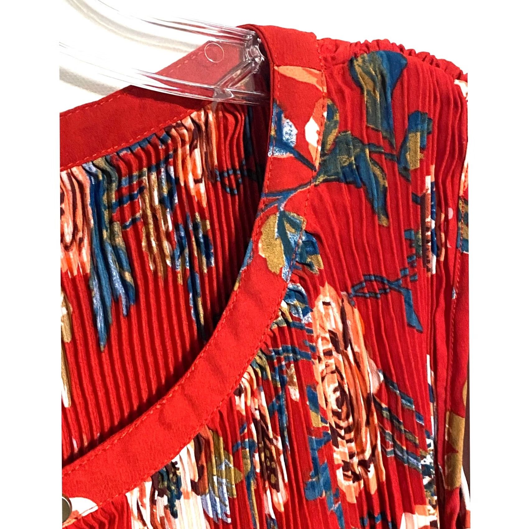 Vintage VINTAGE Ava & Viv Red Floral Cold Shoulder Cottagecore Prairie Womens Plus 1X Flowy Boho Shirt Womens 1X Size XL / US 12-14 / IT 48-50 - 2 Thumbnail