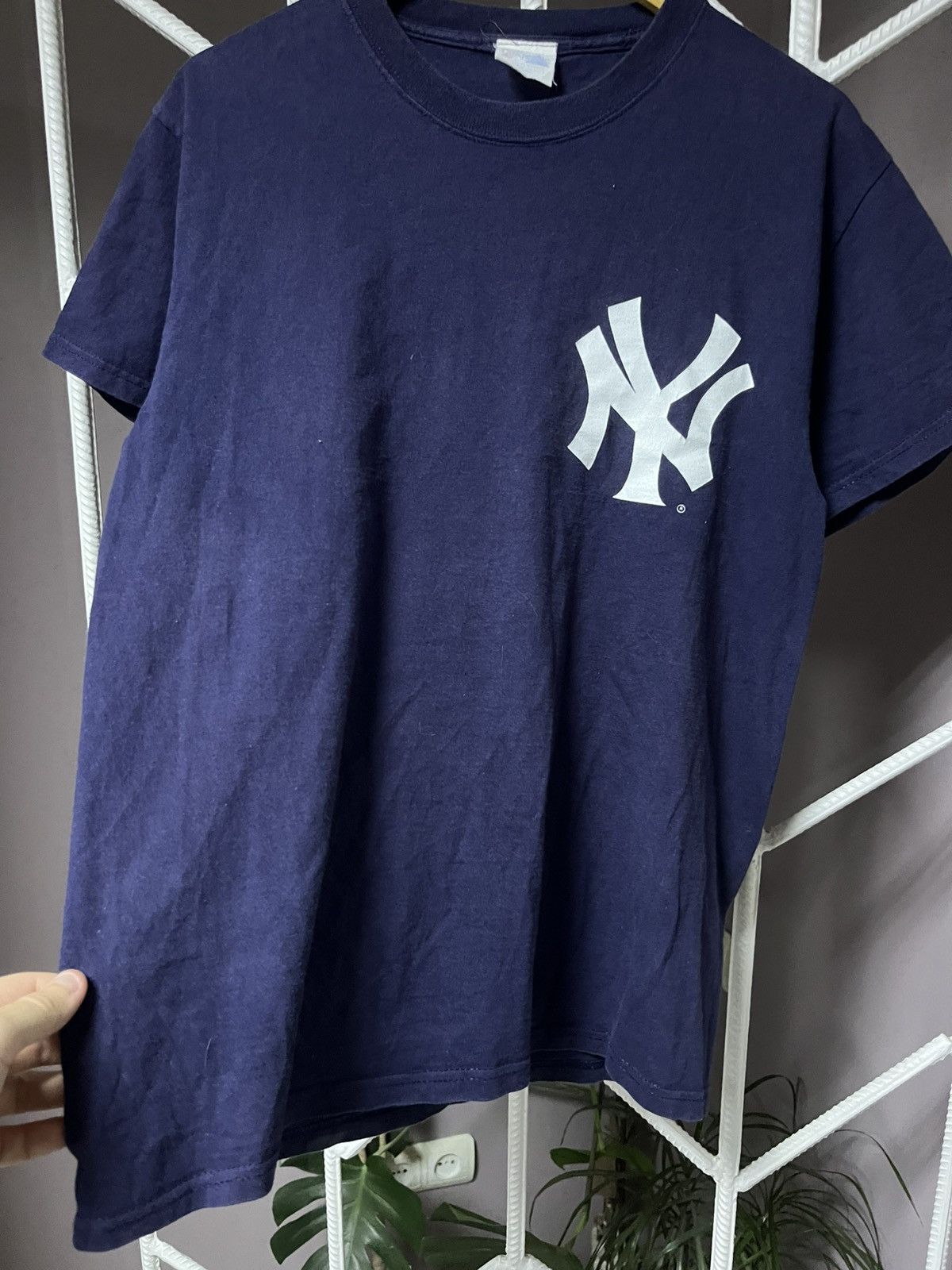 Majestic Vintage Y2K Majestic Yankees Boxy Fit Tee Size US M / EU 48-50 / 2 - 5 Thumbnail