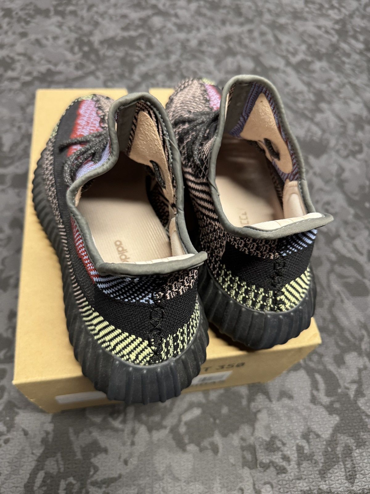 Adidas Yeezy 350 Yecheil Size US 10.5 / EU 43-44 - 3 Thumbnail