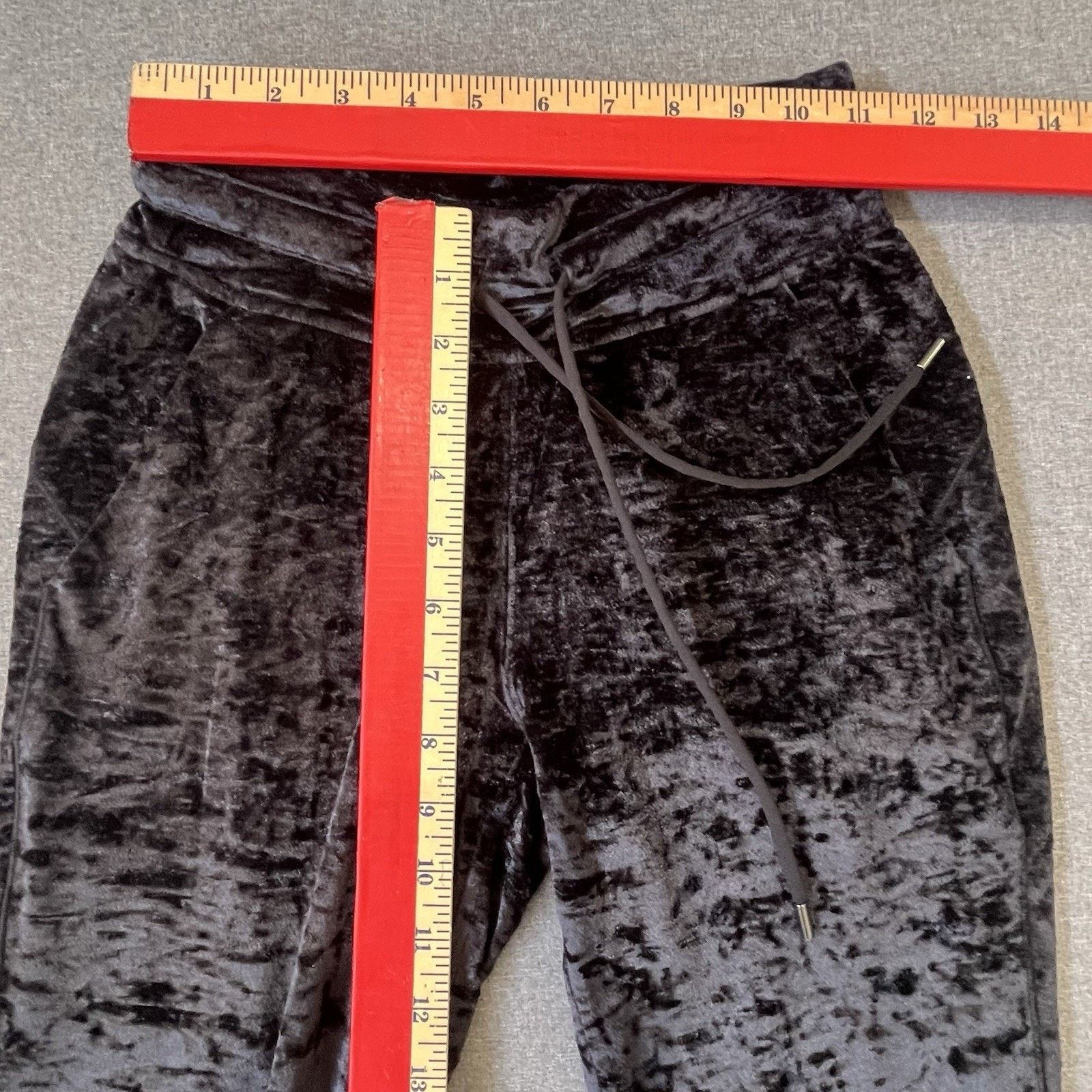 Lululemon Se 2 Lululemon Ready to Crush High-Rise Velour Jogger Size 26" / US 2 / IT 38 - 3 Thumbnail