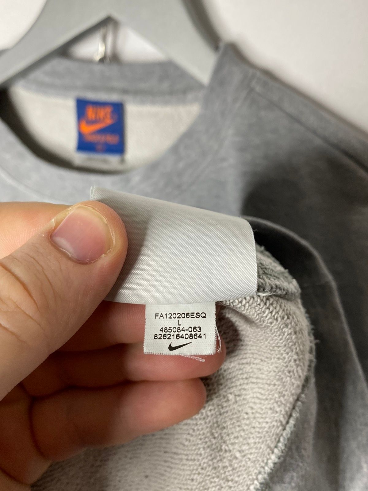 Nike 🔥Men’s Rare Vintage Nike Flags International Sweatshirt 🔥 Size US L / EU 52-54 / 3 - 11 Preview