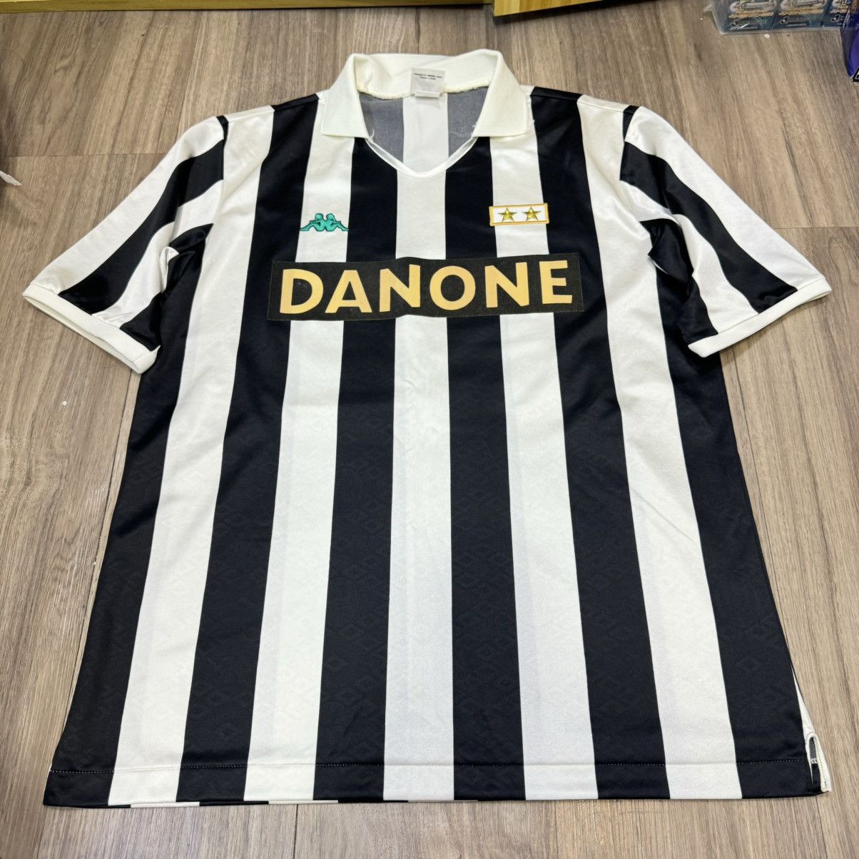 Vintage Juventus 92/94 vintage home shirt #18 Size US M / EU 48-50 / 2 - 1 Thumbnail