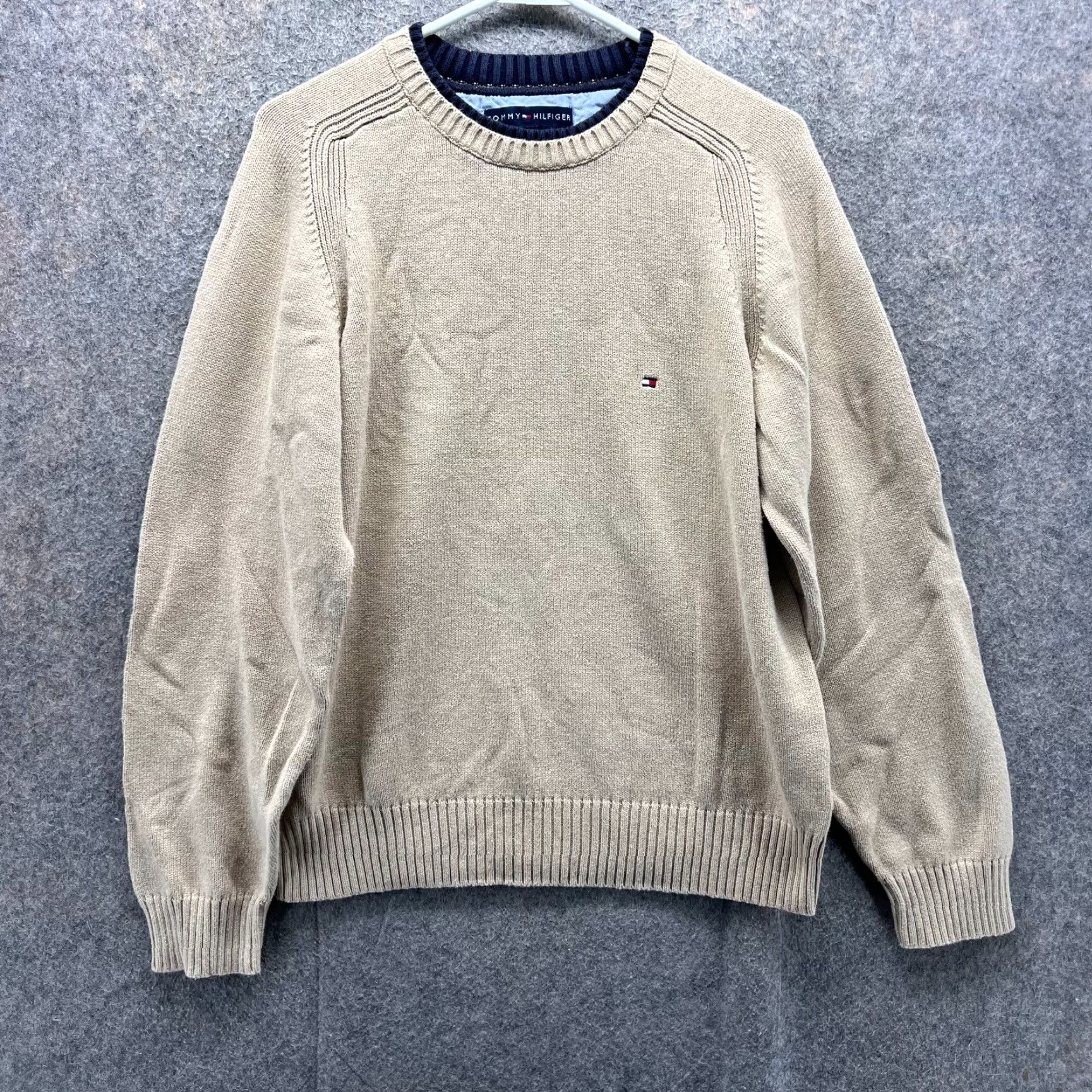 Tommy Hilfiger VINTAGE Tommy Hilfiger Sweater Mens Medium Crewneck Fleece Tan Beige Pullover Size US M / EU 48-50 / 2 - 2 Thumbnail