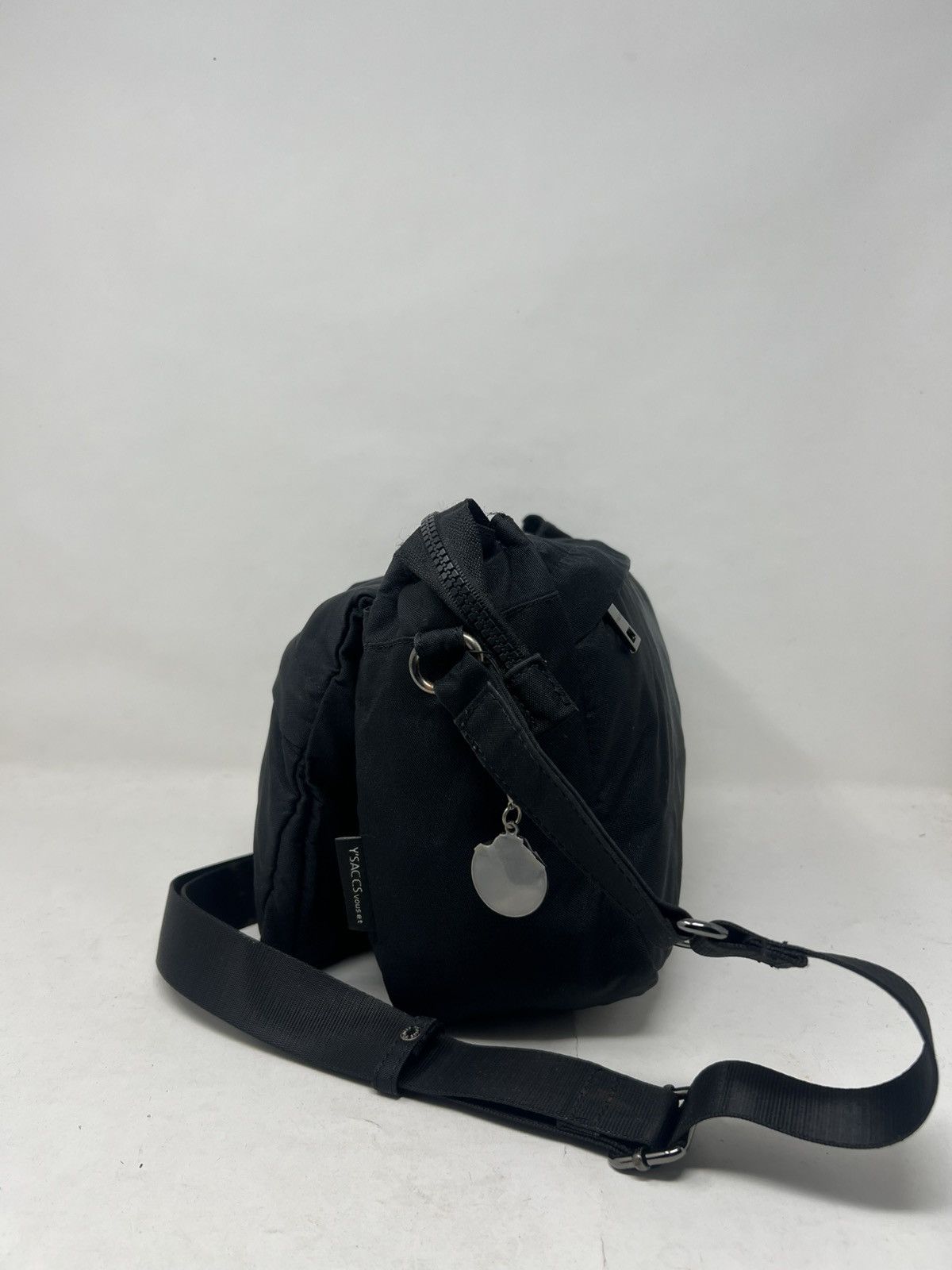 Japanese Brand Y'Saccs Vous et Sling Bag Size ONE SIZE - 3 Thumbnail
