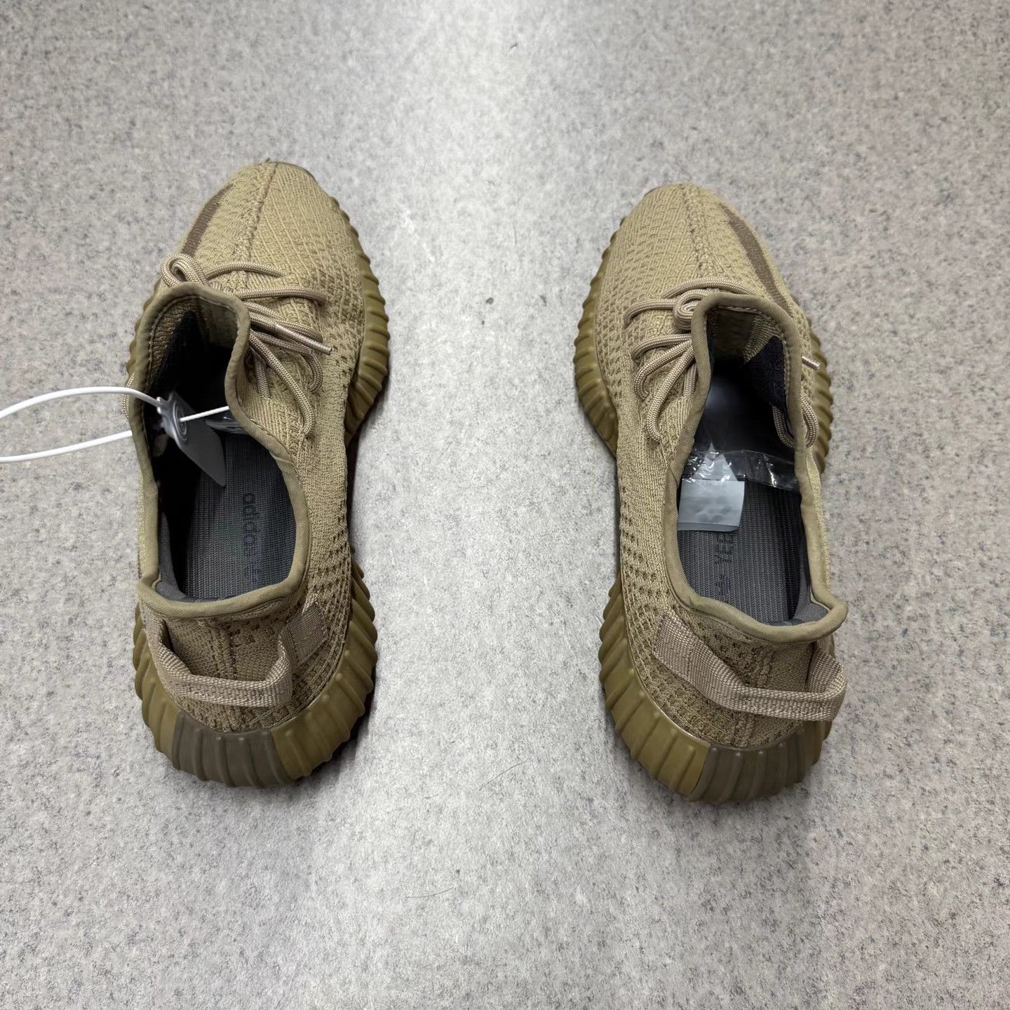 Adidas adidas Yeezy 350 V2 Earth Brown K15 Size US 12 / EU 45 - 8 Thumbnail