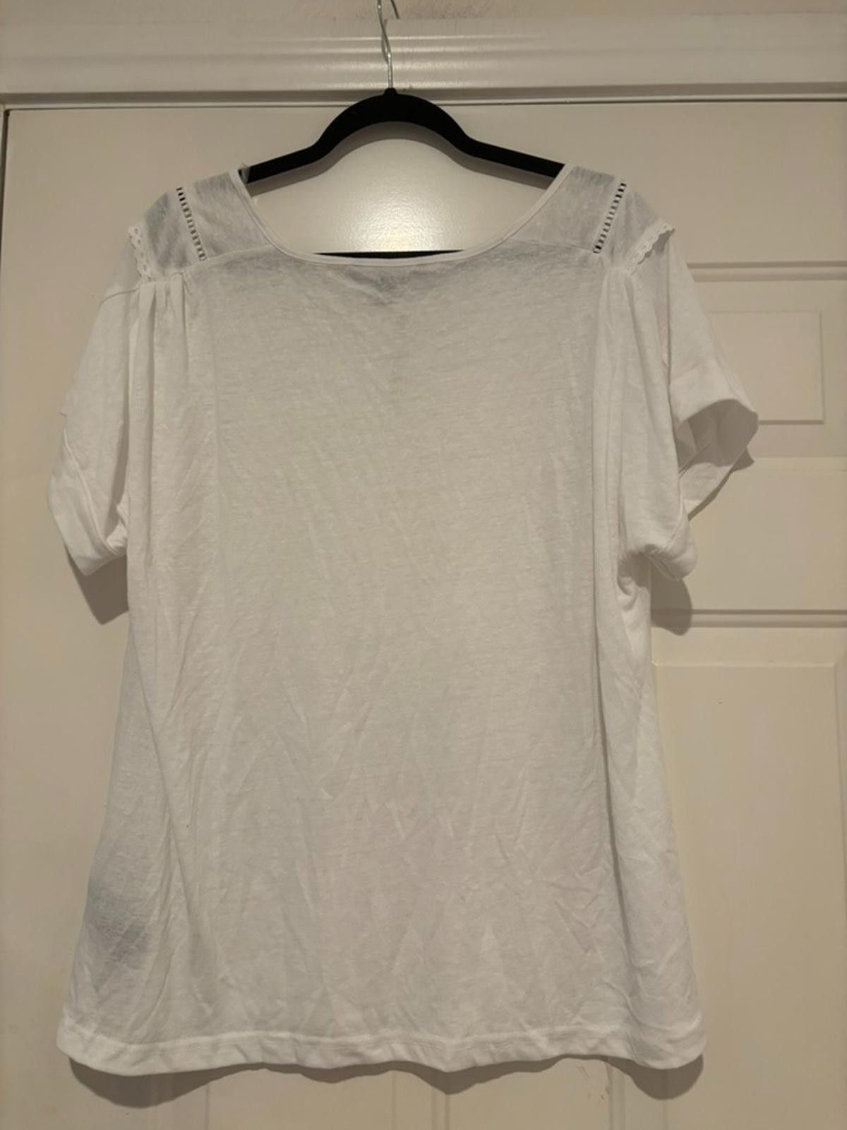 Designer Womens Zac and Rachael sz 1X white short sleeve shirt #581 Size XL / US 12-14 / IT 48-50 - 1 Thumbnail
