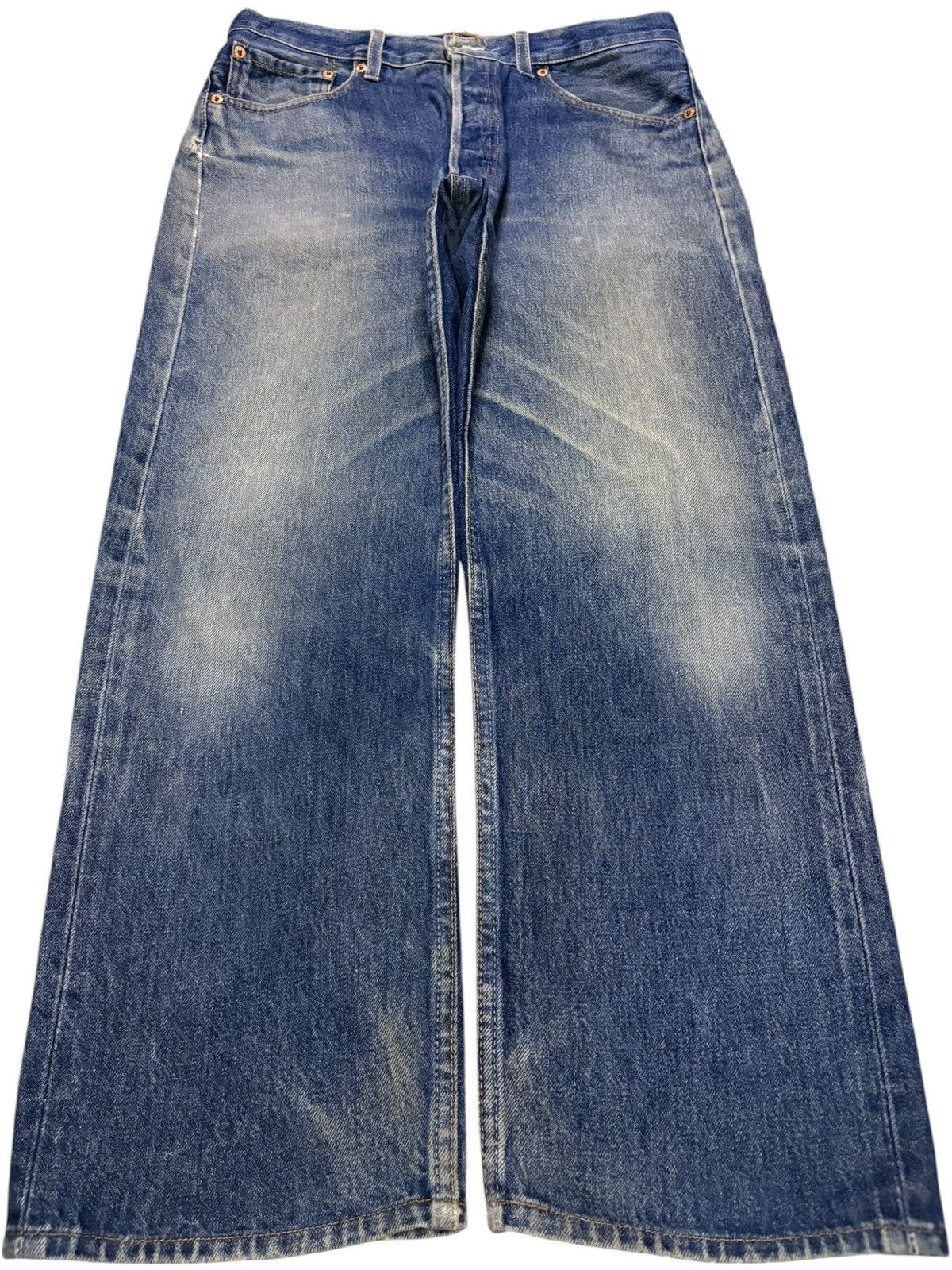 Levi's Vintage 90s Levis 501XX Mud Wash Loose Baggy Jeans Size US 32 / EU 48 - 1 Thumbnail