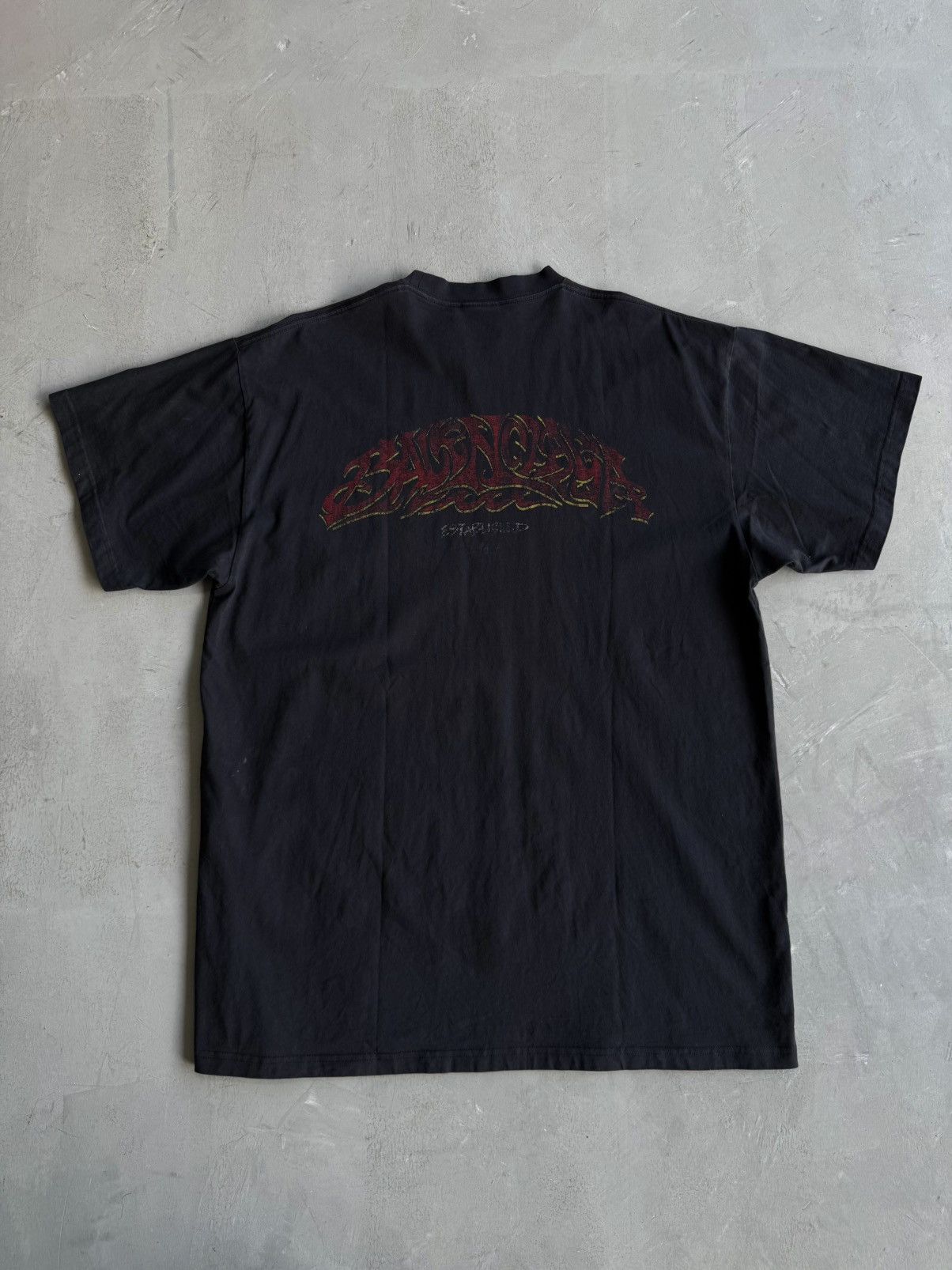 Balenciaga Balenciaga - Offshore Logo Tee Size US XXL / EU 58 / 5 - 2 Thumbnail