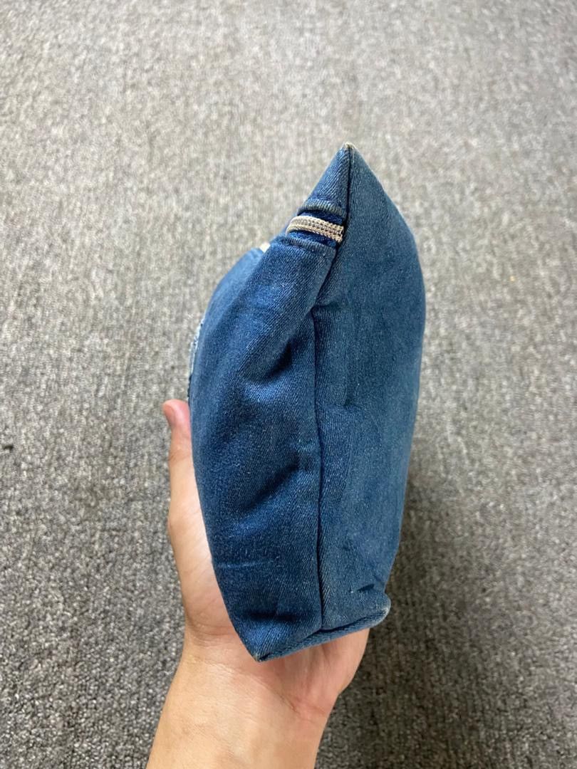 Christian Dior Monsieur Christian Dior Beaute Denim Makeup Pouch (204) Size ONE SIZE - 9 Thumbnail