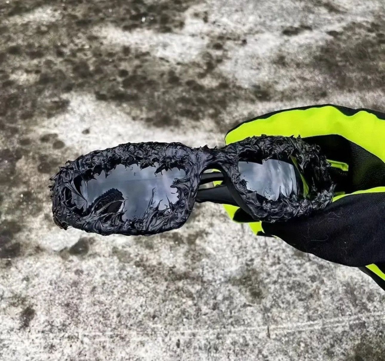 Other Black Snow Melting Design Streetwear Sunglasses Size ONE SIZE - 3 Thumbnail