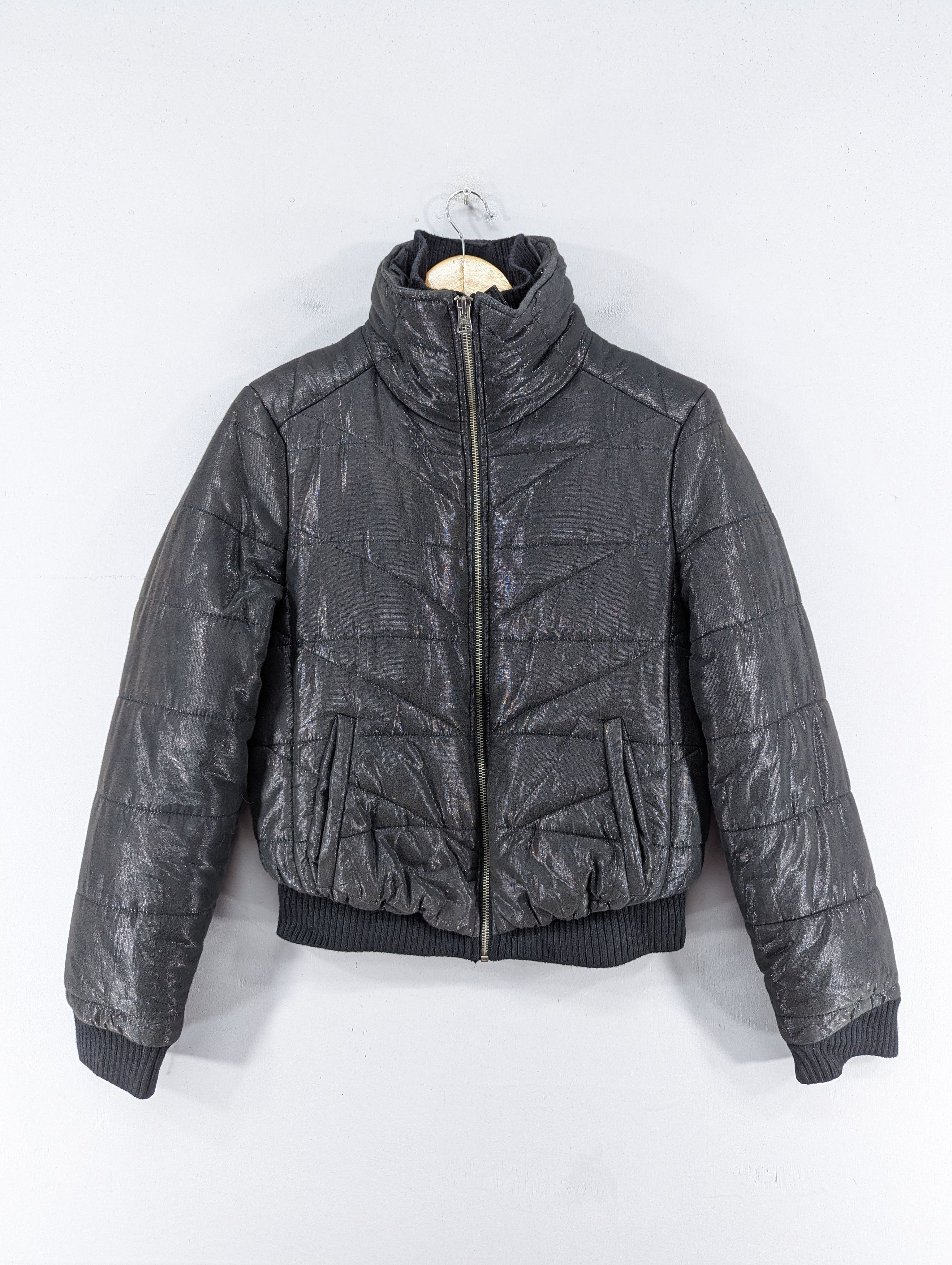 Armani Exchange Armani Exchange Standing Neck Shiny Textured Down Jacket Size L / US 10 / IT 46 - 1 Thumbnail