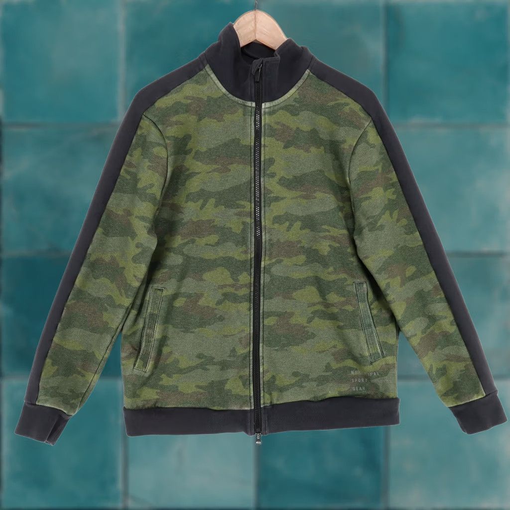 Vintage Municipal Track Jacket Mens M Green Camo Full Zip Performance Sport Size US M / EU 48-50 / 2 - 1 Thumbnail