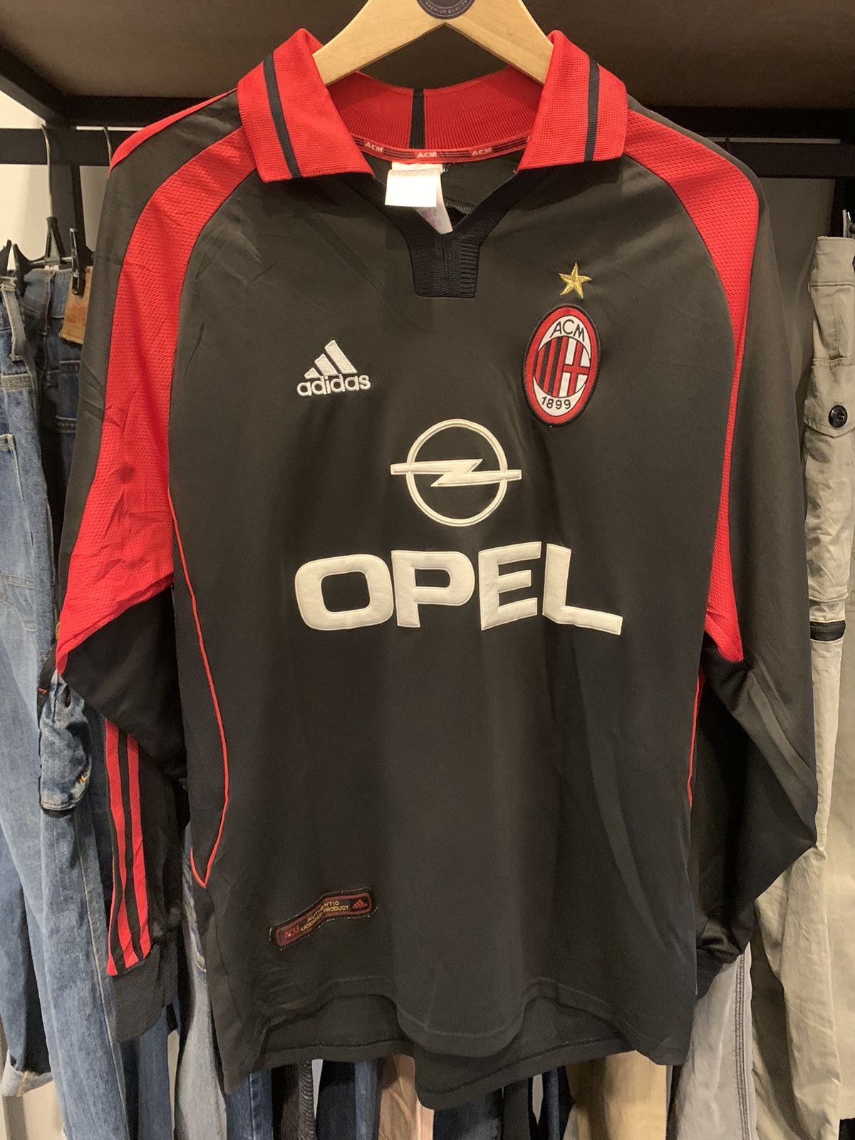 image of Soccer Jersey x Vintage Ac Milan 2000-2001 Third Jersey in Black, Men's (Size Medium)